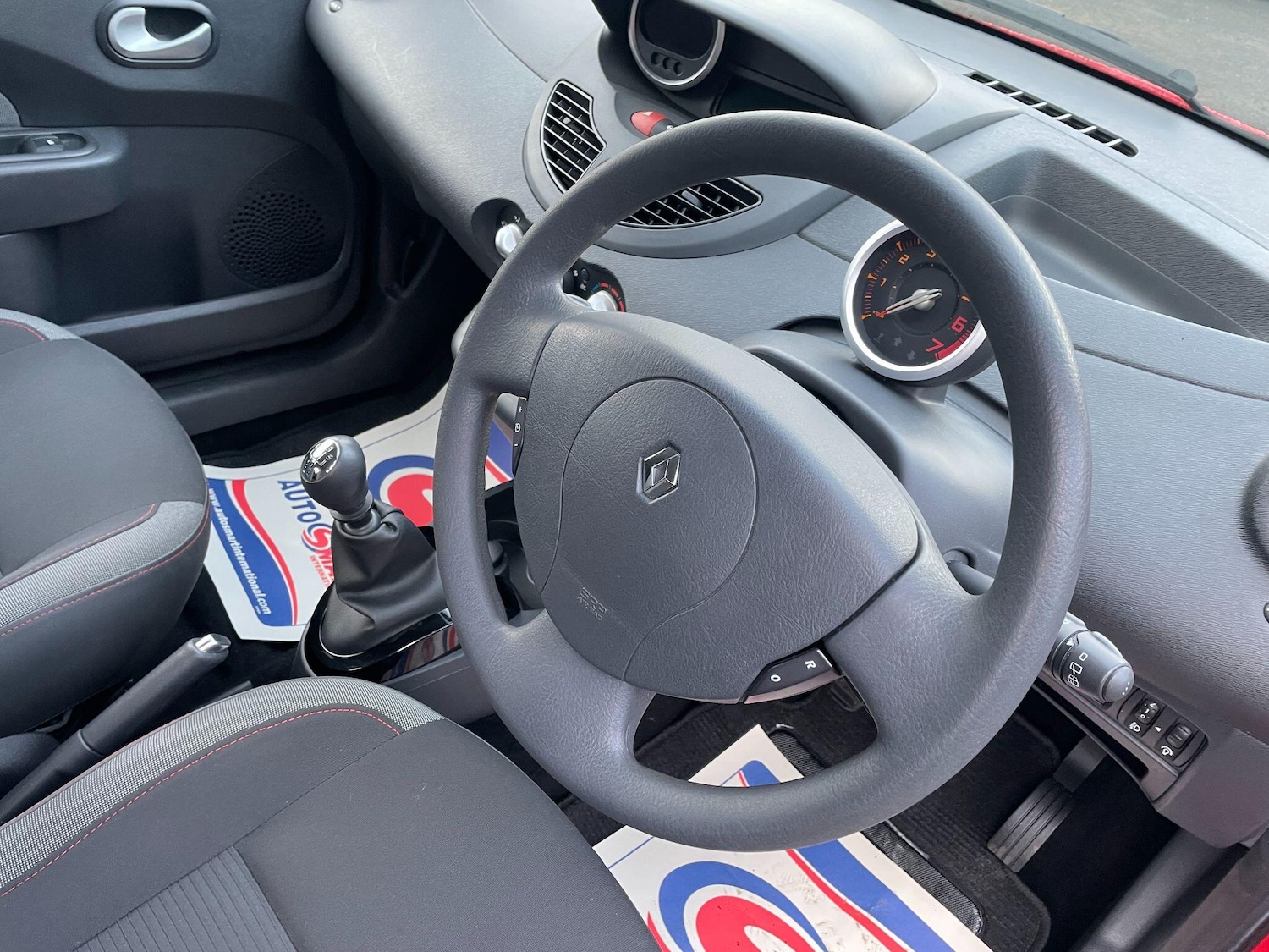 Used Renault Twingo 2012 for sale - 77082063: Photo 14