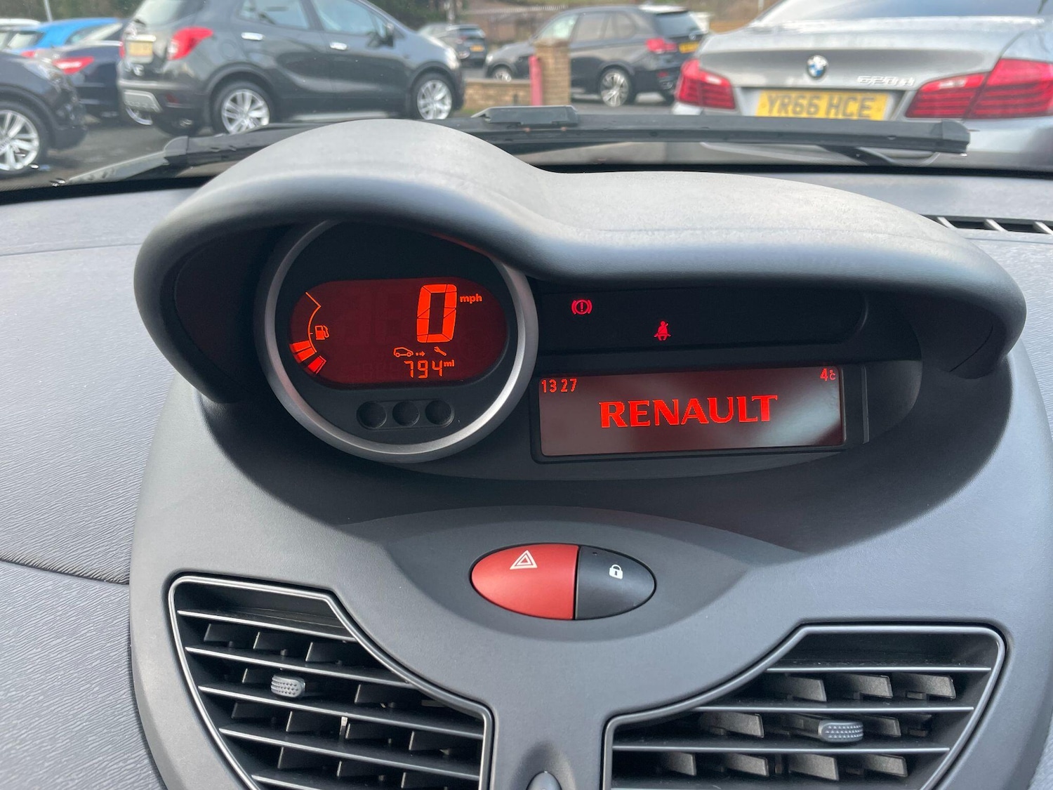 Used Renault Twingo 2012 for sale - 77082063: Photo 20