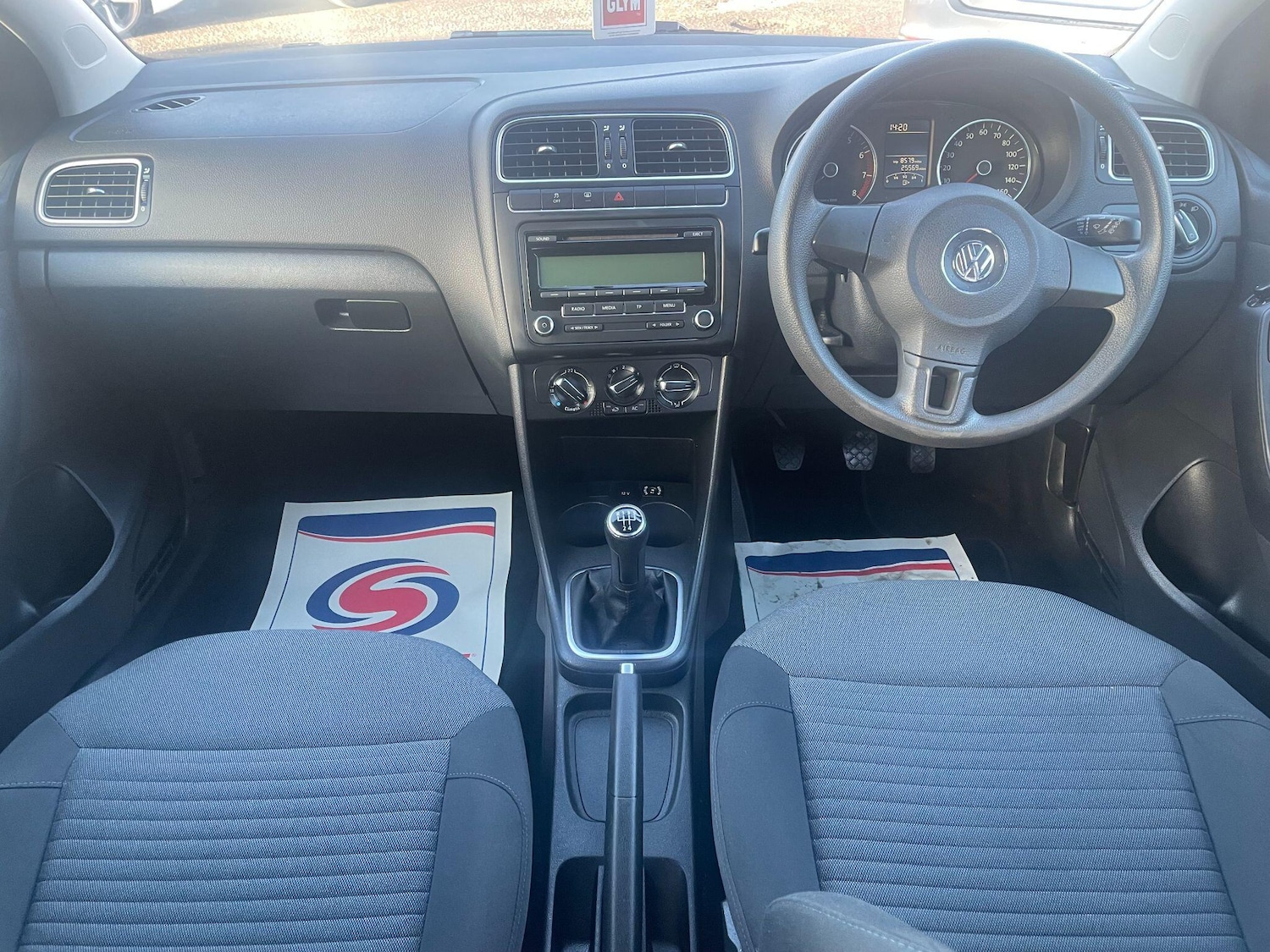 Used Volkswagen Polo 2010 for sale - 77215312: Photo 18