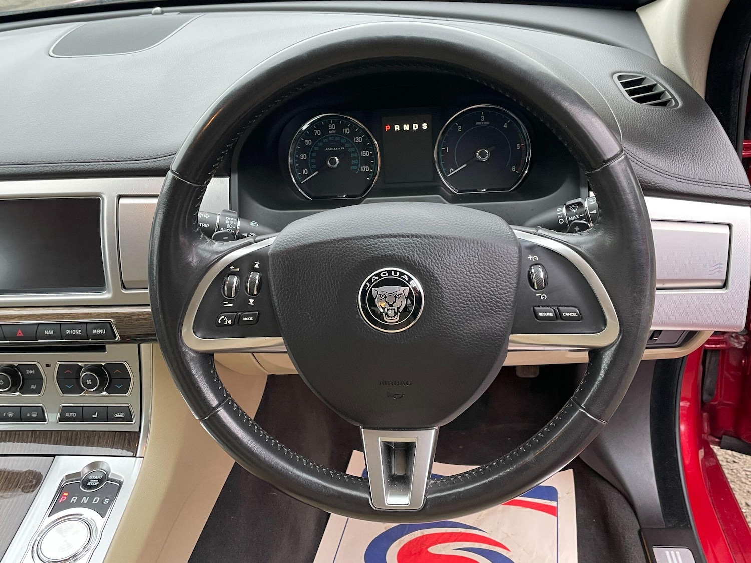 Used Jaguar XF 2015 for sale - 77468317: Photo 20