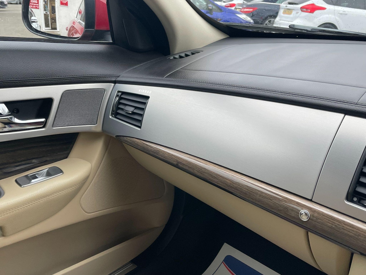 Used Jaguar XF 2015 for sale - 77468317: Photo 30