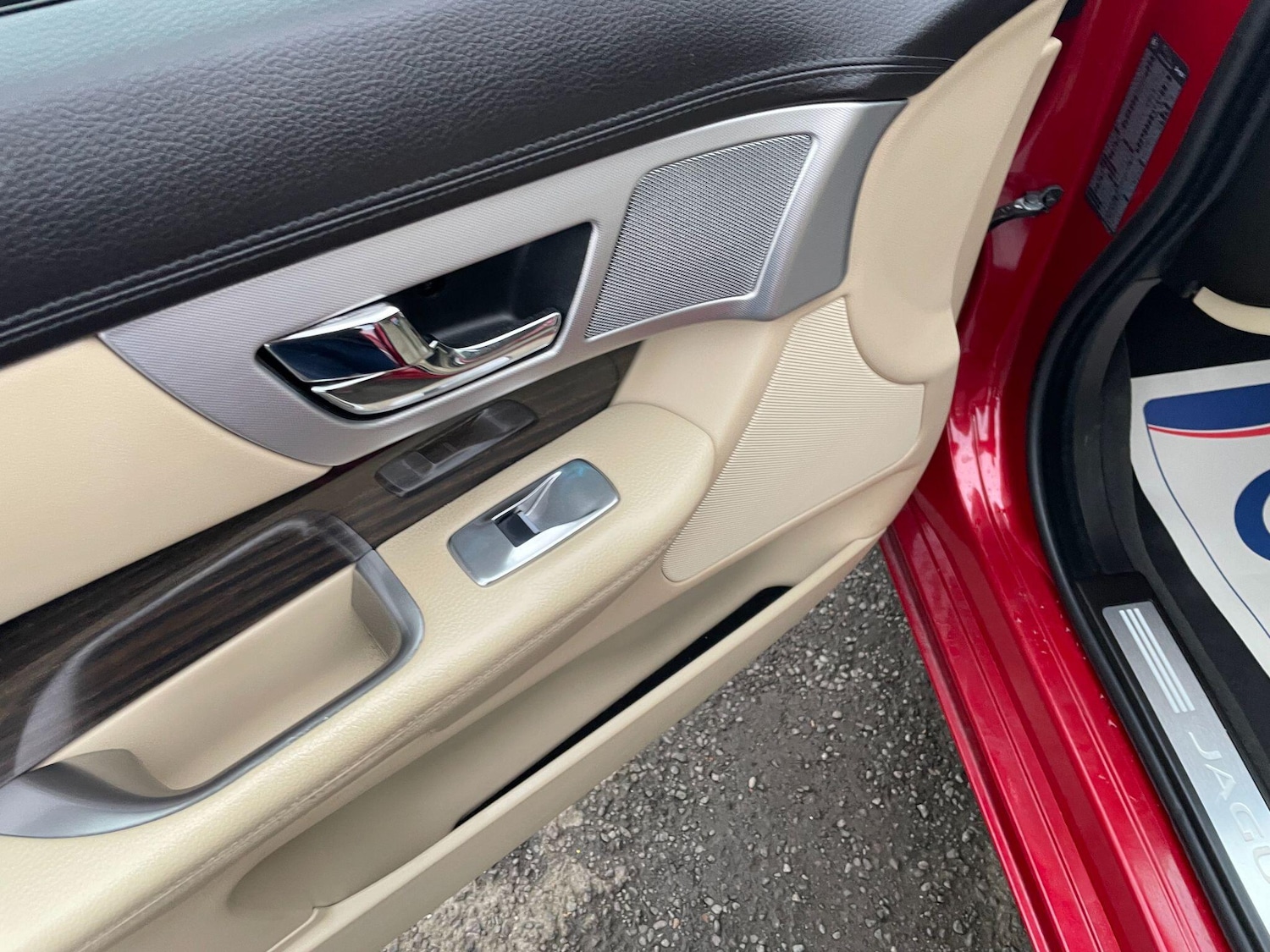 Used Jaguar XF 2015 for sale - 77468317: Photo 36