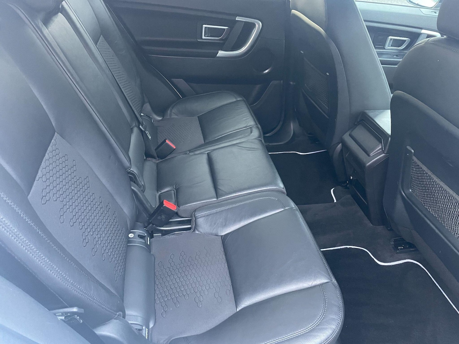 Used Land Rover Discovery Sport 2017 for sale - 77163076: Photo 19