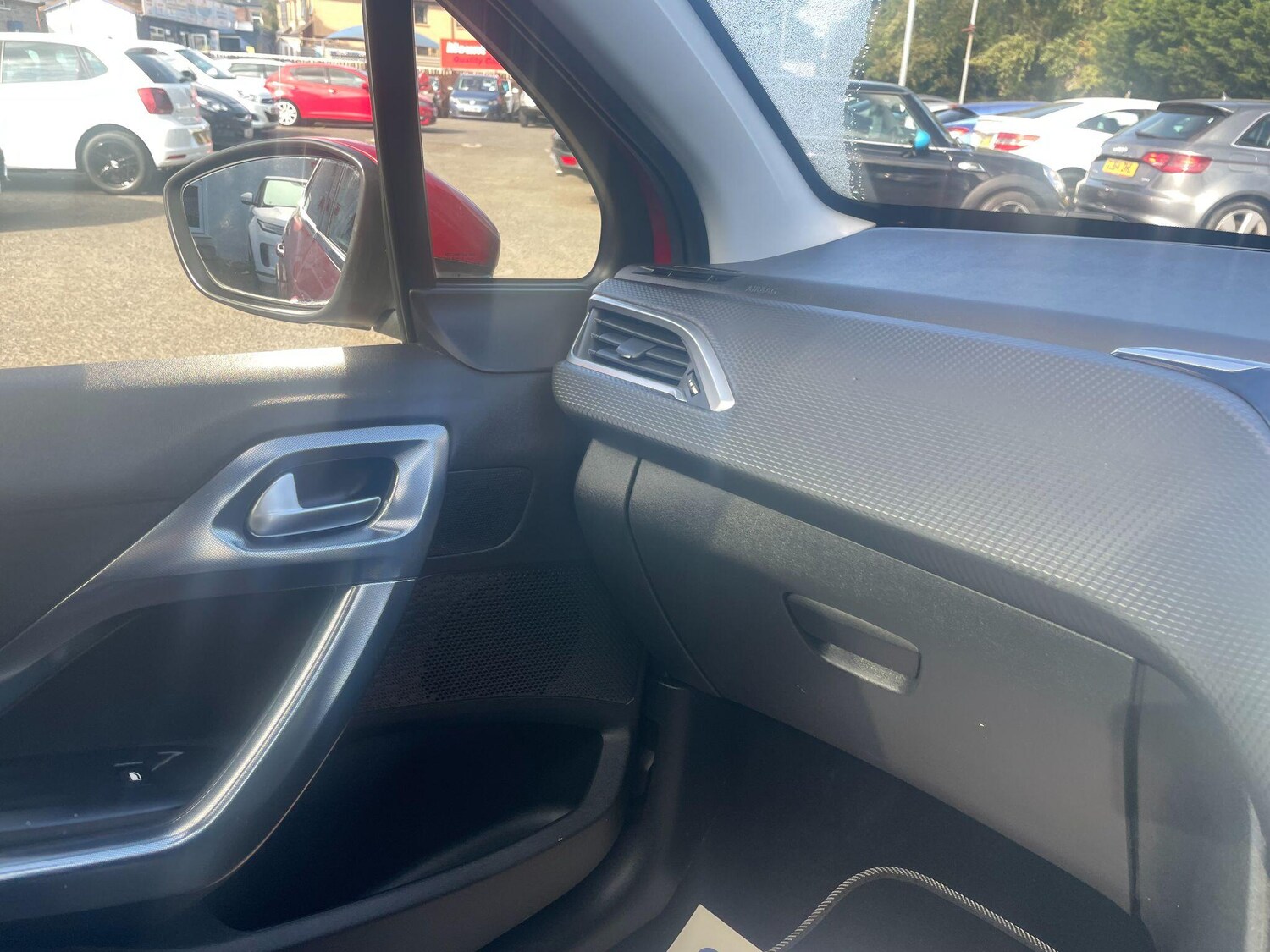 Used Peugeot 2008 2018 for sale - 76060830: Photo 23