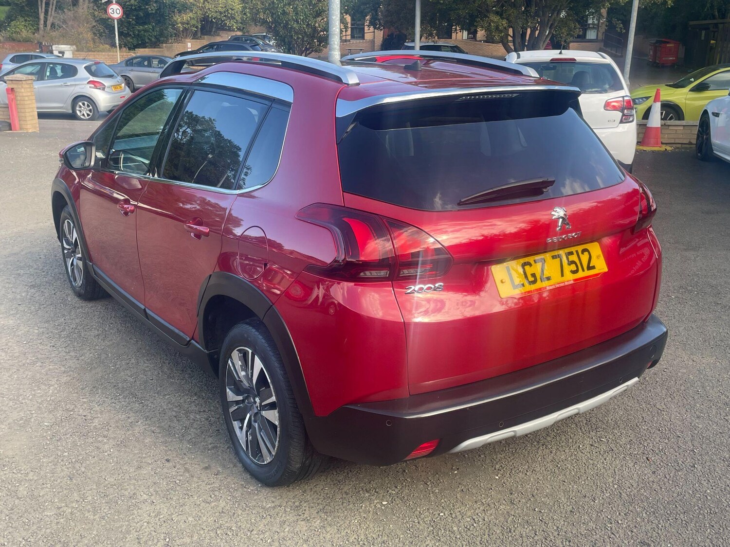 Used Peugeot 2008 2018 for sale - 76060830: Photo 9