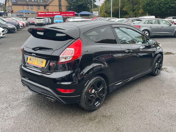 Used Ford Fiesta 2017 for sale - 76151541: Photo 11