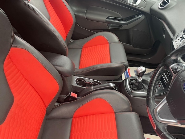 Used Ford Fiesta 2017 for sale - 76151541: Photo 16