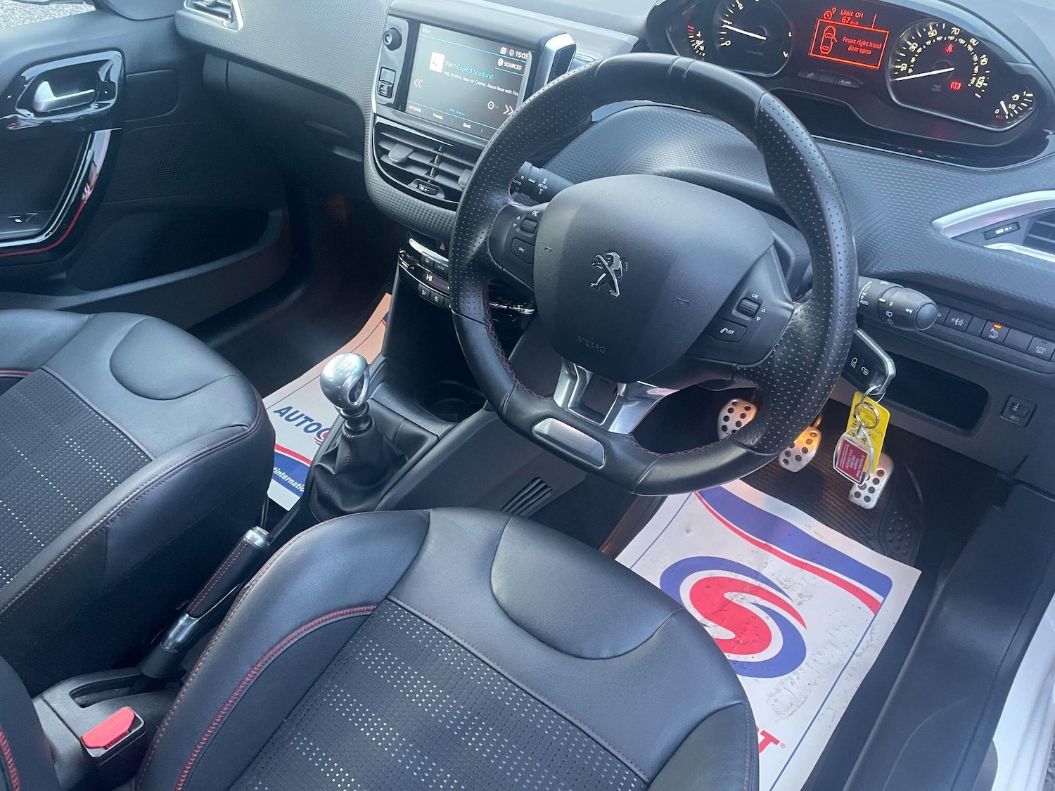 Used Peugeot 208 2018 for sale - 76753351: Photo 15