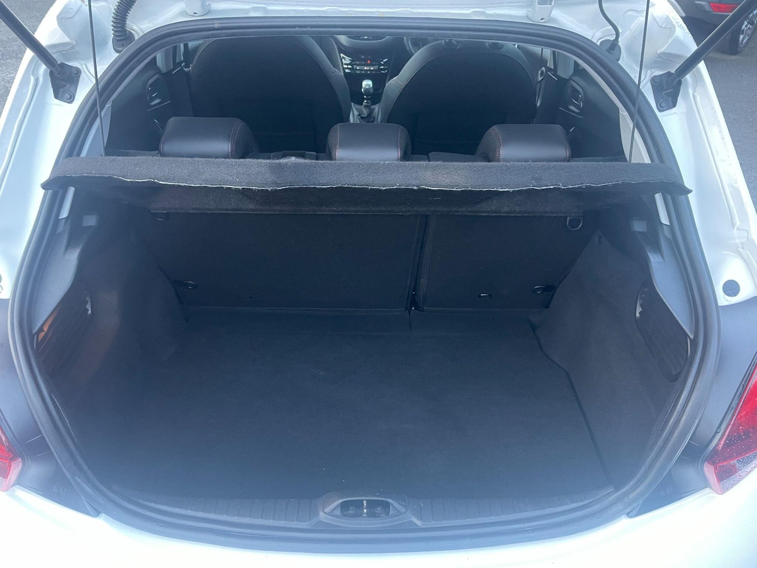 Used Peugeot 208 2018 for sale - 76753351: Photo 19