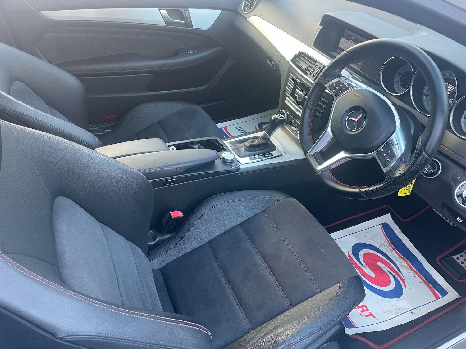 Used Mercedes-Benz C Class 2013 for sale - 76898441: Photo 15