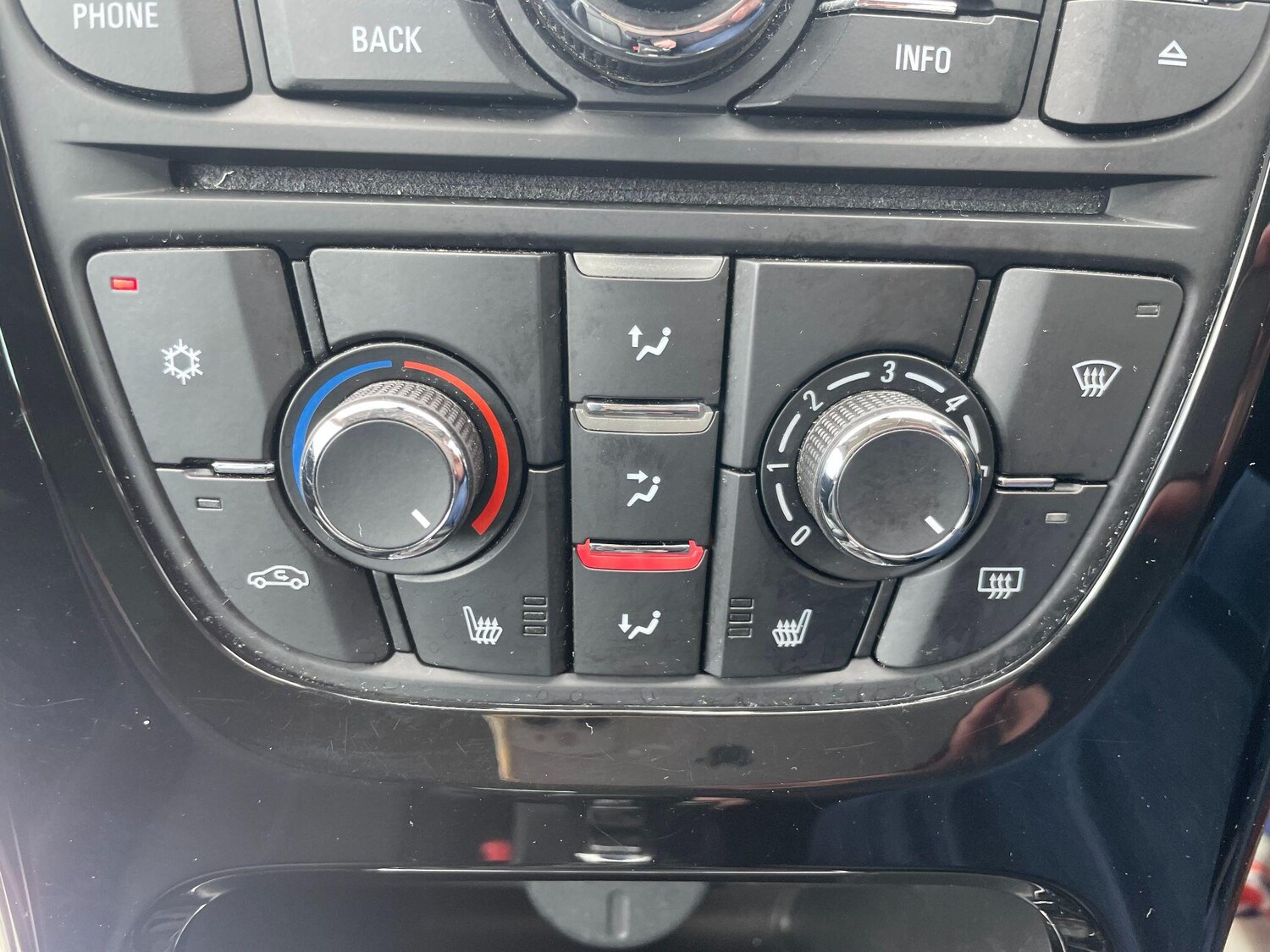 Used Vauxhall Astra GTC for sale - 78214808: Photo 27