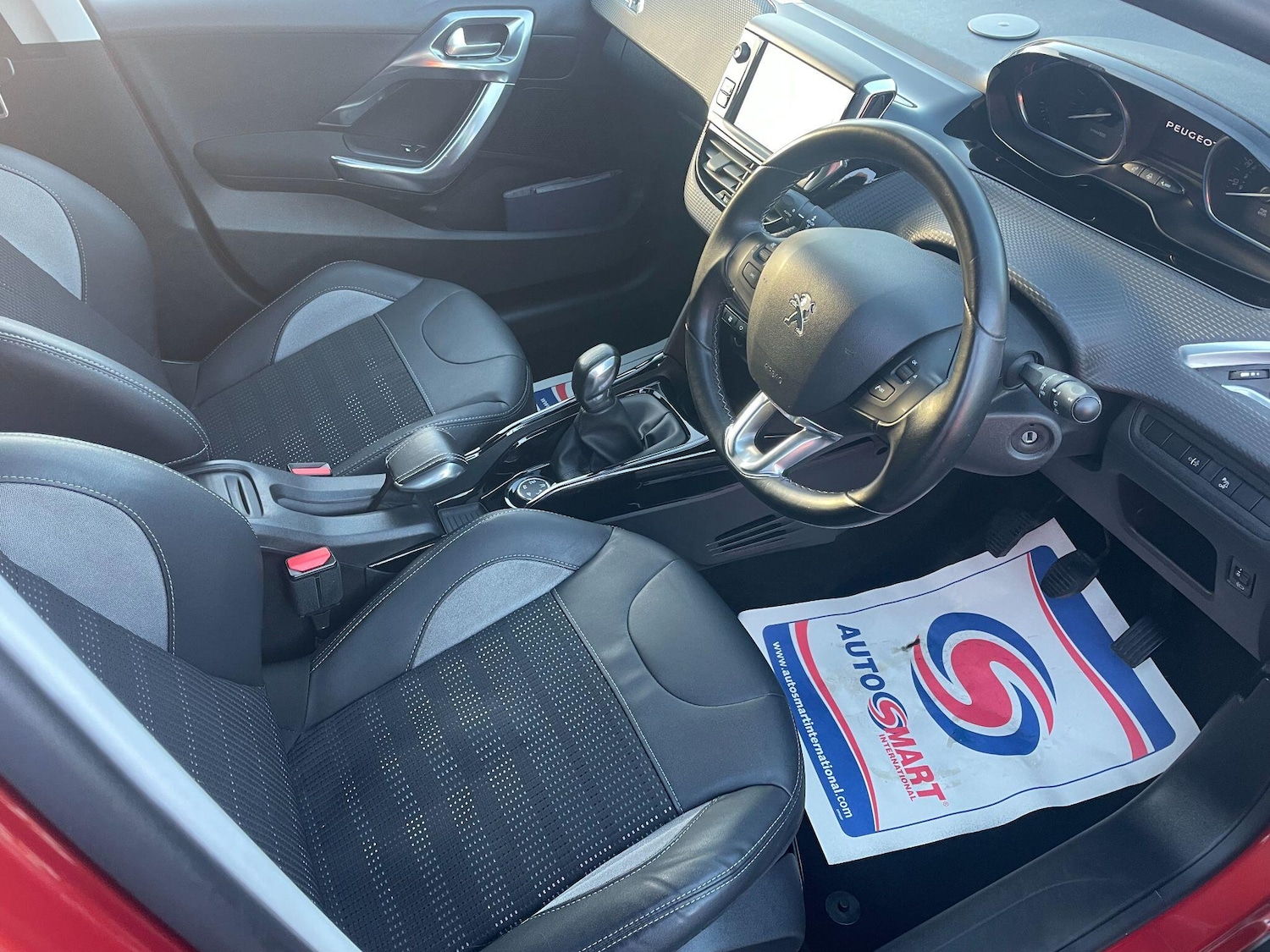 Used Peugeot 2008 2016 for sale - 76349801: Photo 14