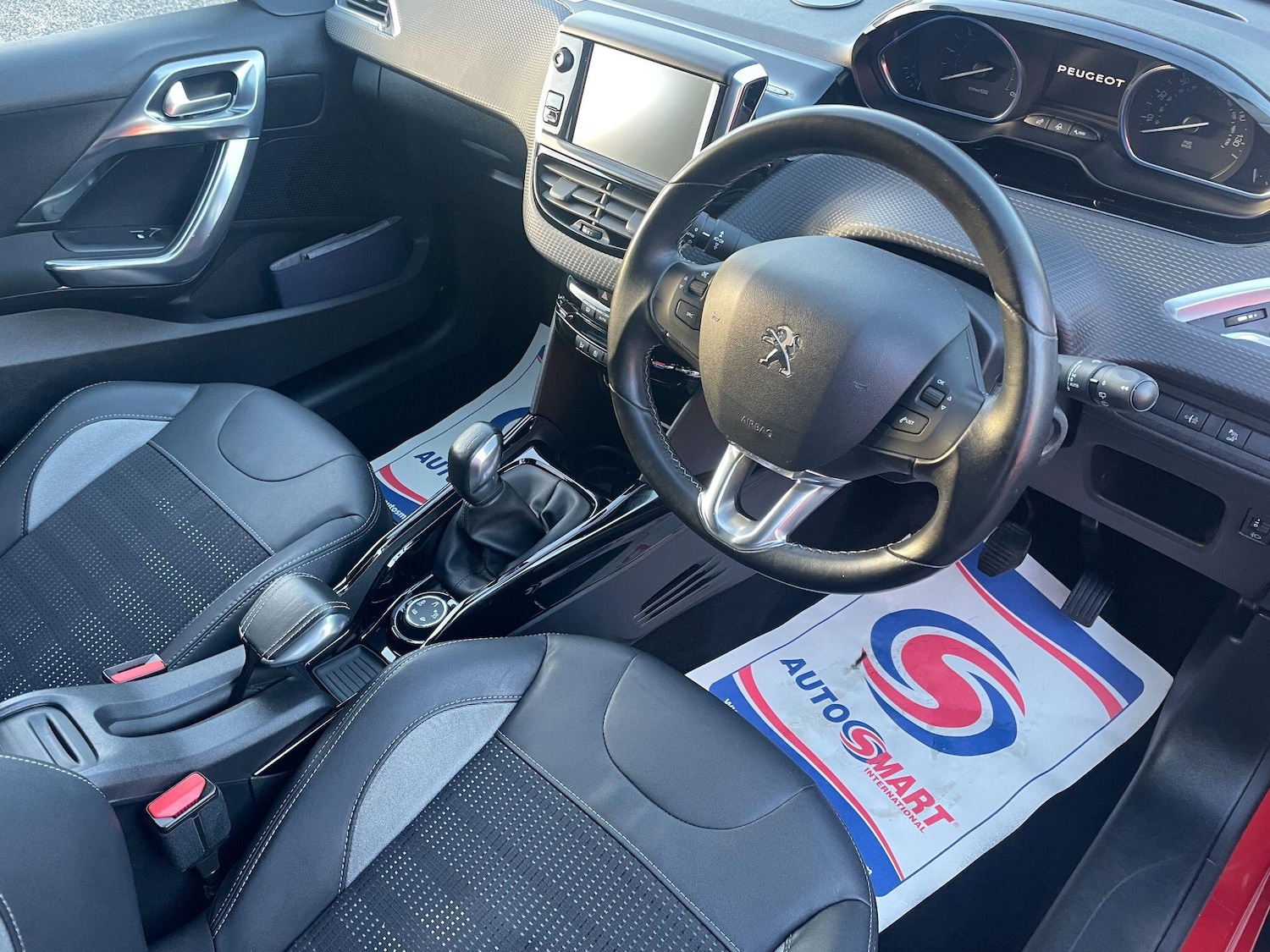 Used Peugeot 2008 2016 for sale - 76349801: Photo 15