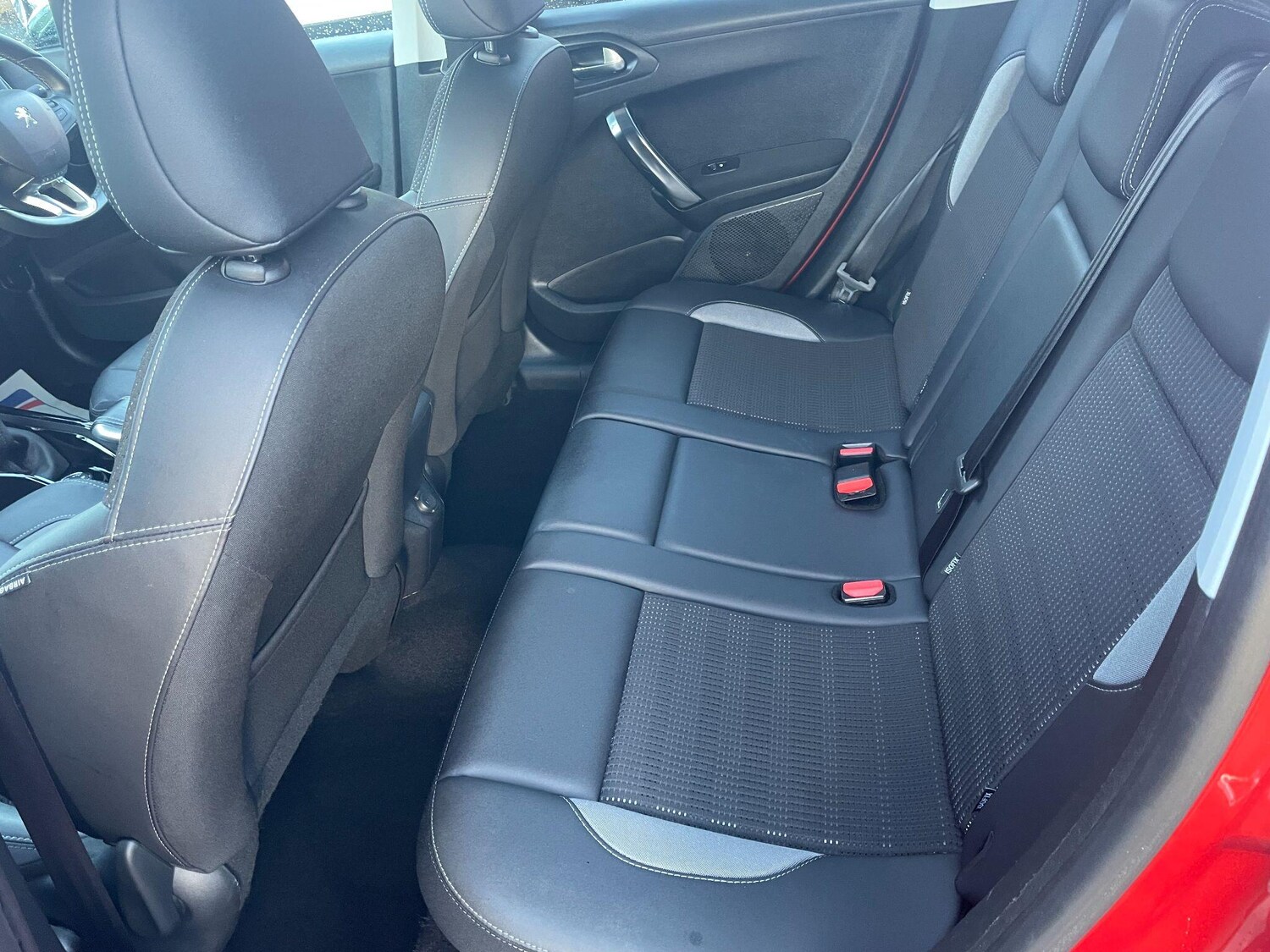 Used Peugeot 2008 2016 for sale - 76349801: Photo 20