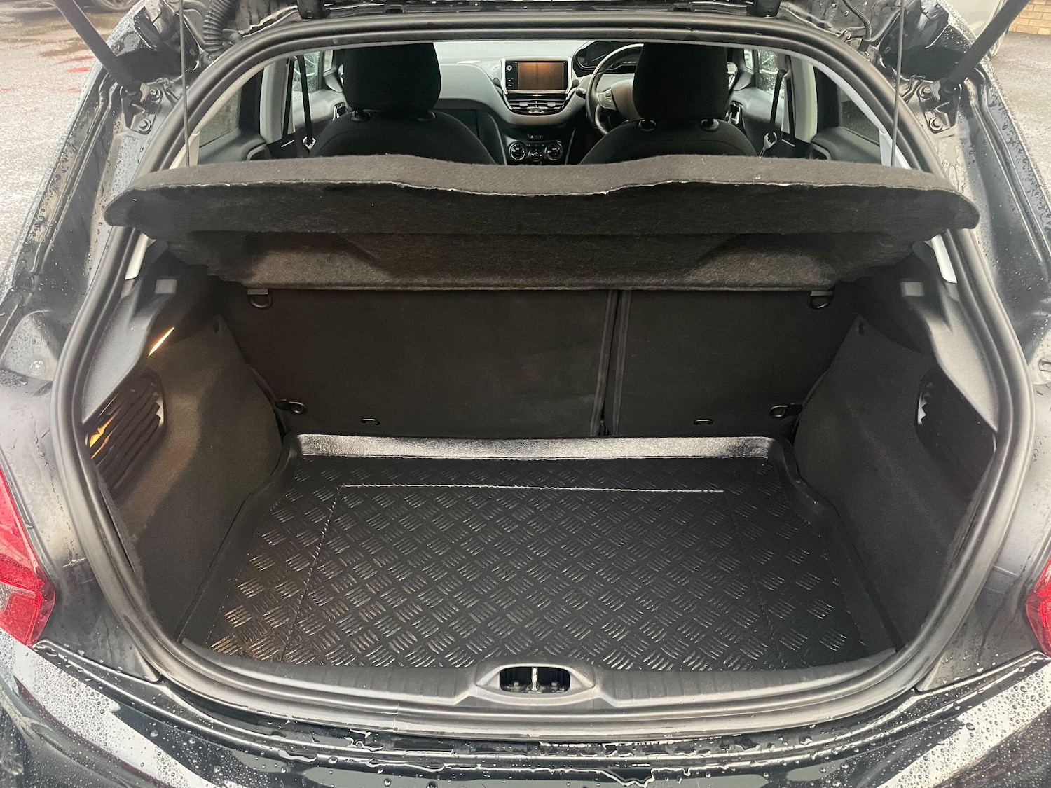 Used Peugeot 208 2016 for sale - 76431864: Photo 20