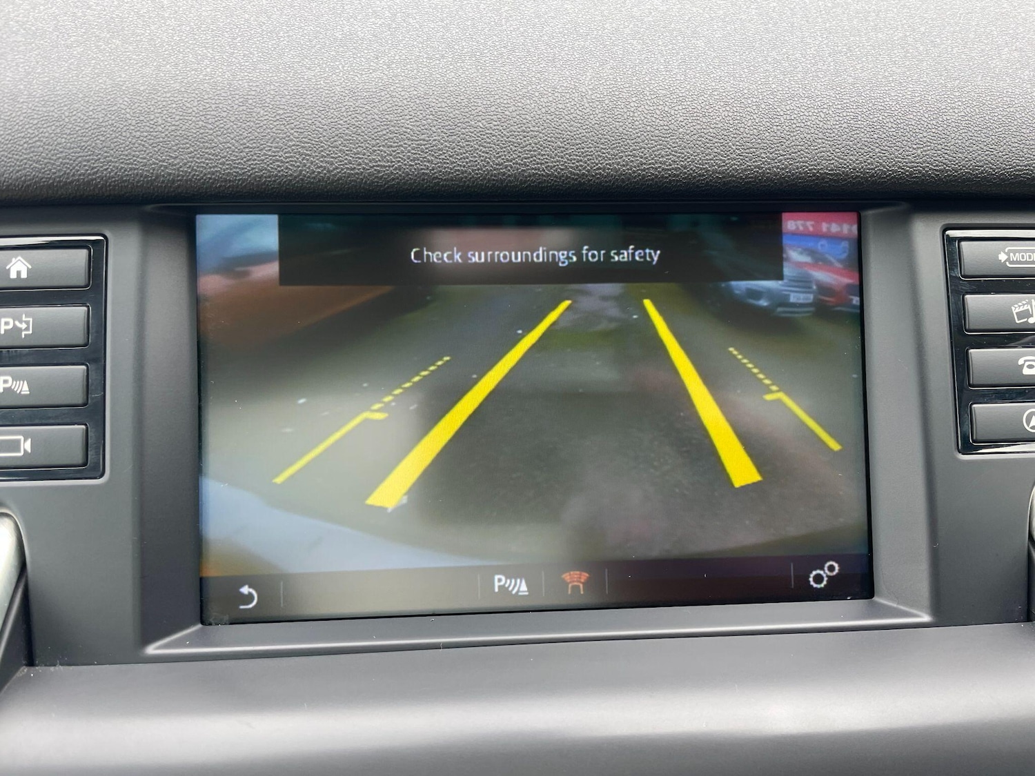 Used Land Rover Discovery Sport for sale - 78148298: Photo 28