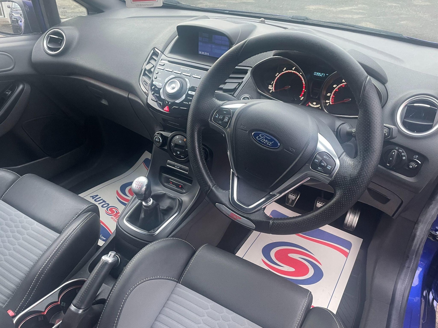 Used Ford Fiesta 2015 for sale - 76742459: Photo 16