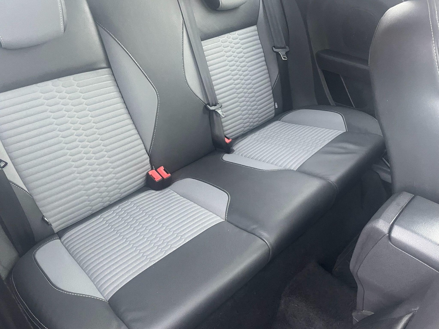 Used Ford Fiesta 2015 for sale - 76742459: Photo 19