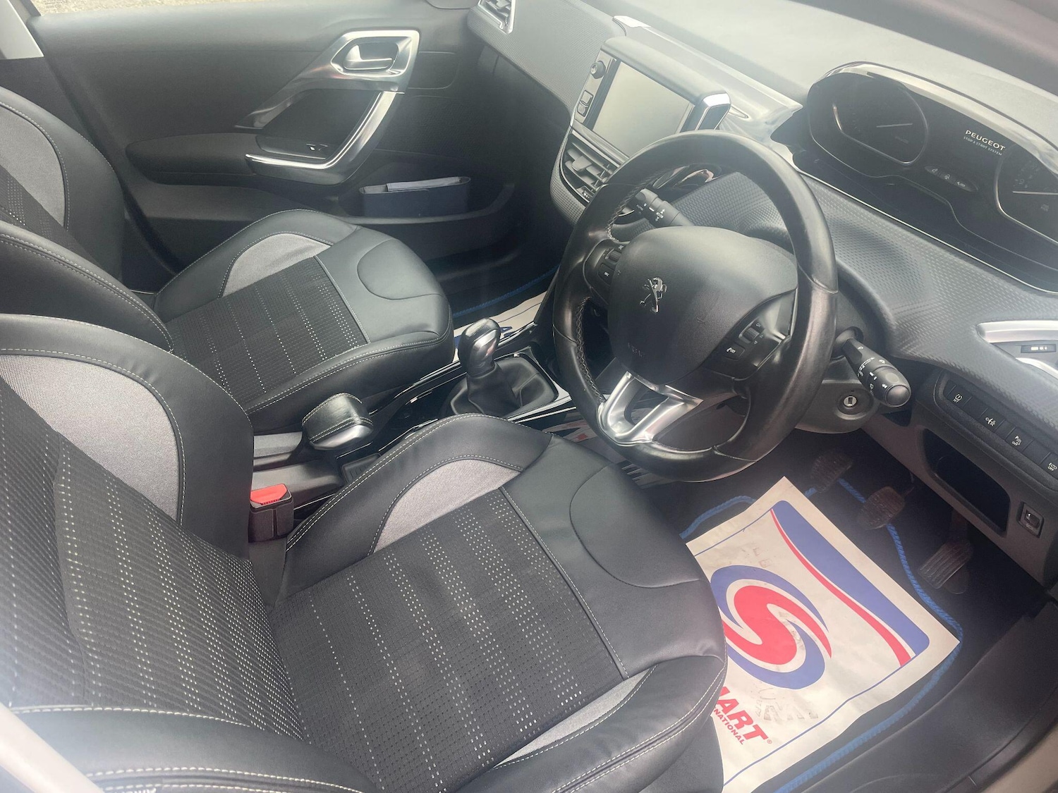 Used Peugeot 2008 2015 for sale - 76239181: Photo 15