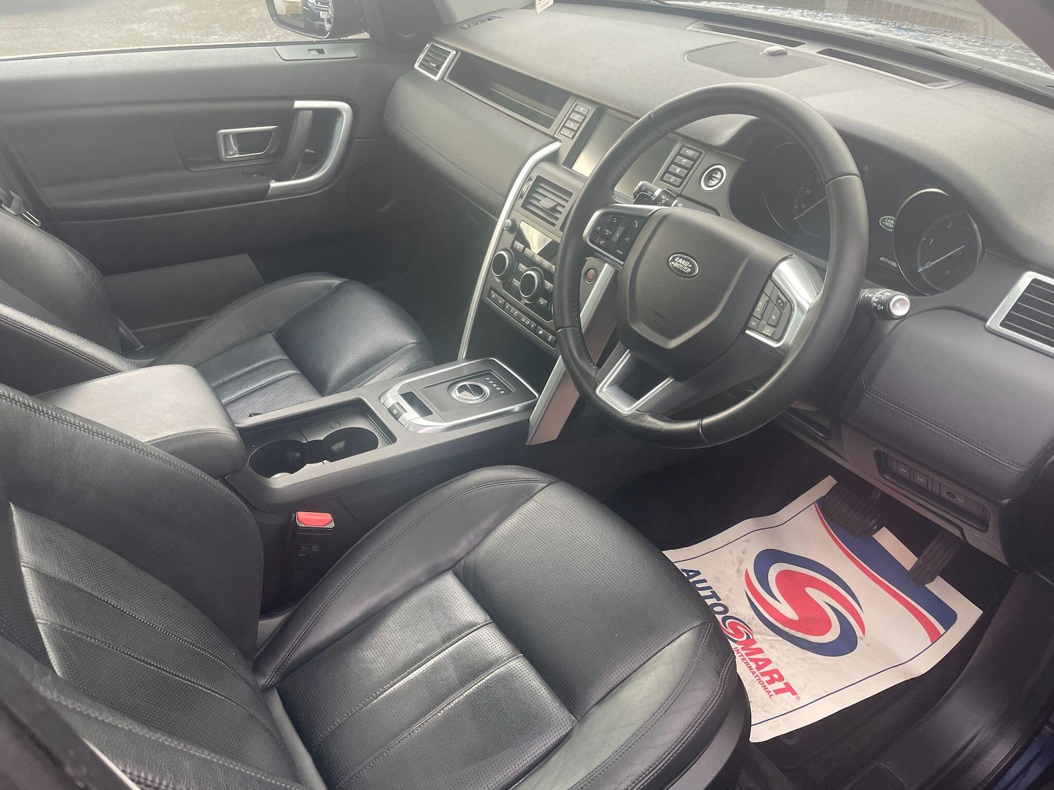 Used Land Rover Discovery Sport 2017 for sale - 76513405: Photo 16