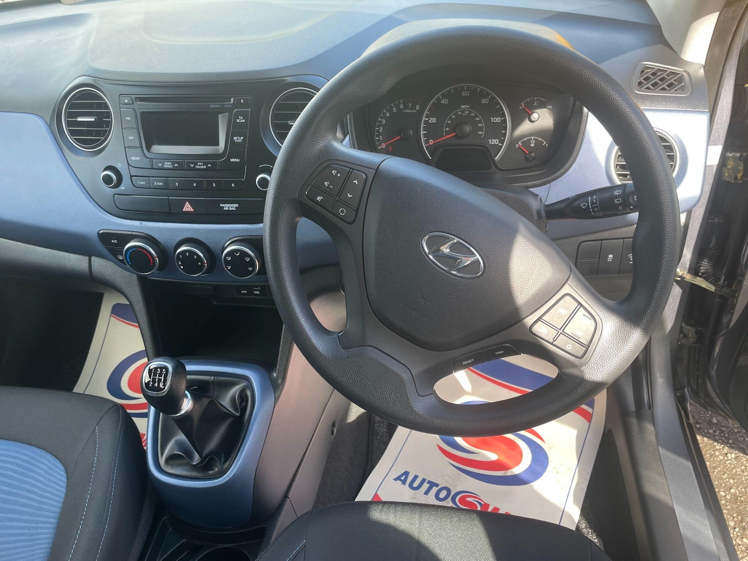 Used Hyundai i10 2014 for sale - 78204775: Photo 18