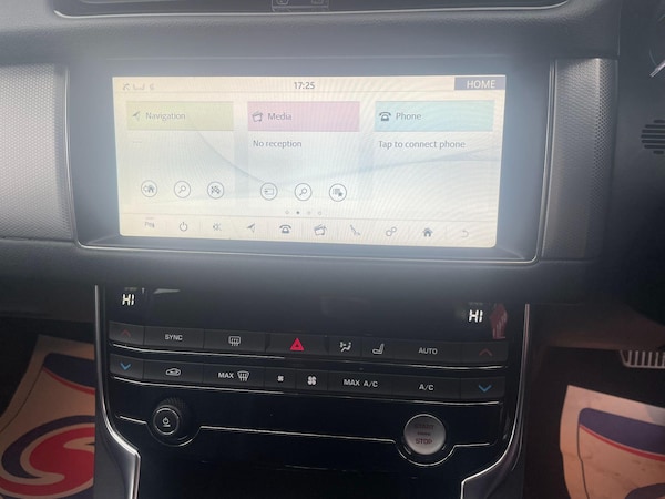 Used Jaguar XF 2019 for sale - 76214898: Photo 14