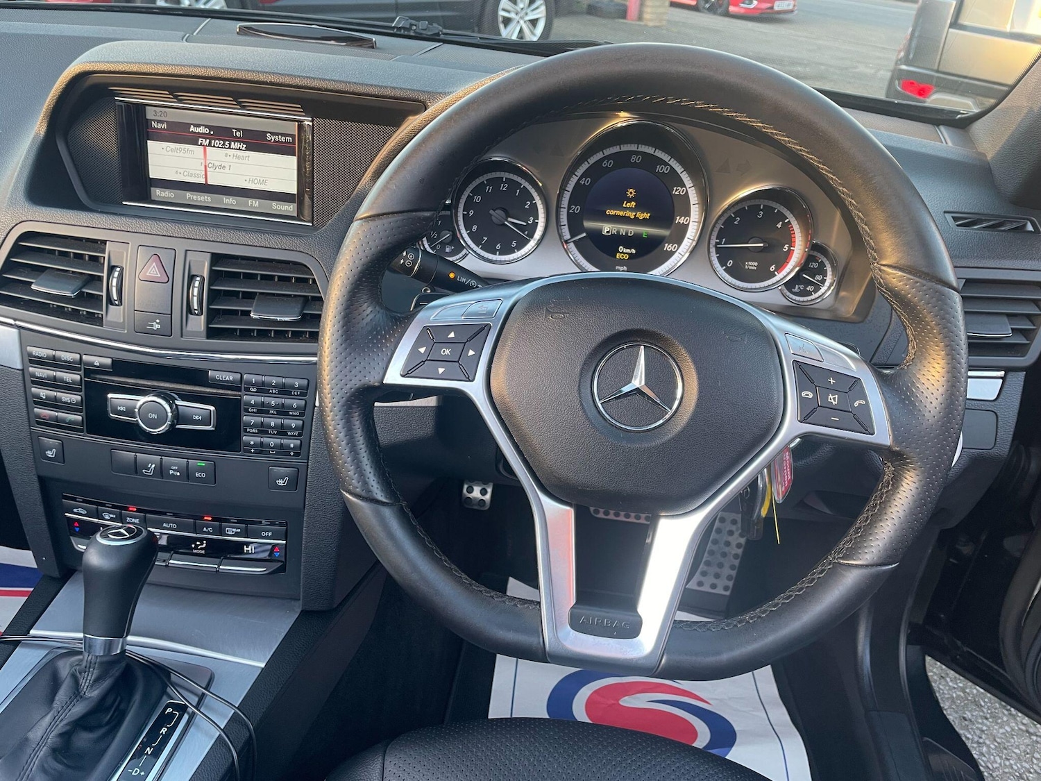 Used Mercedes-Benz E Class 2012 for sale - 76608089: Photo 15