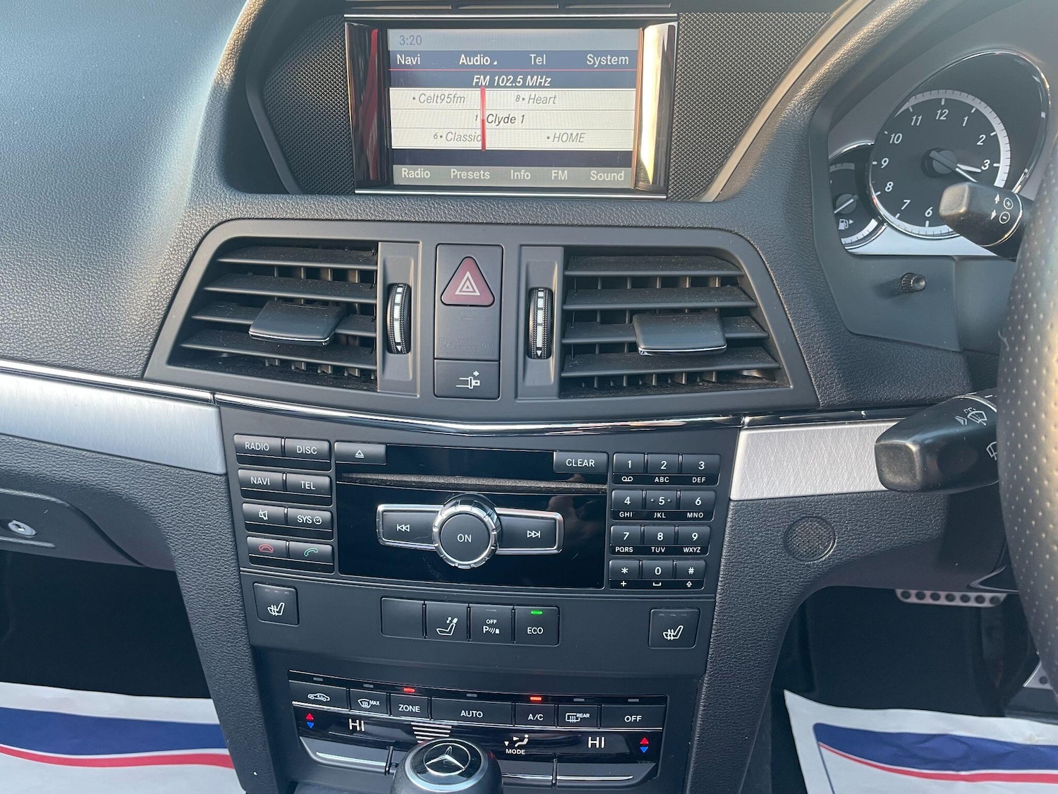 Used Mercedes-Benz E Class 2012 for sale - 76608089: Photo 16