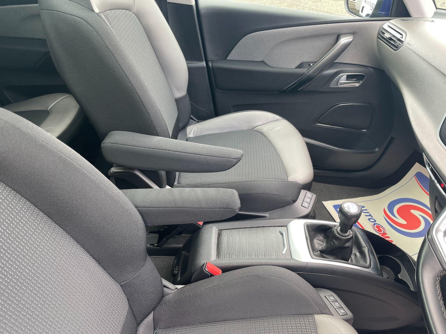 Used Citroen C4 Picasso 2018 for sale - 76425051: Photo 17