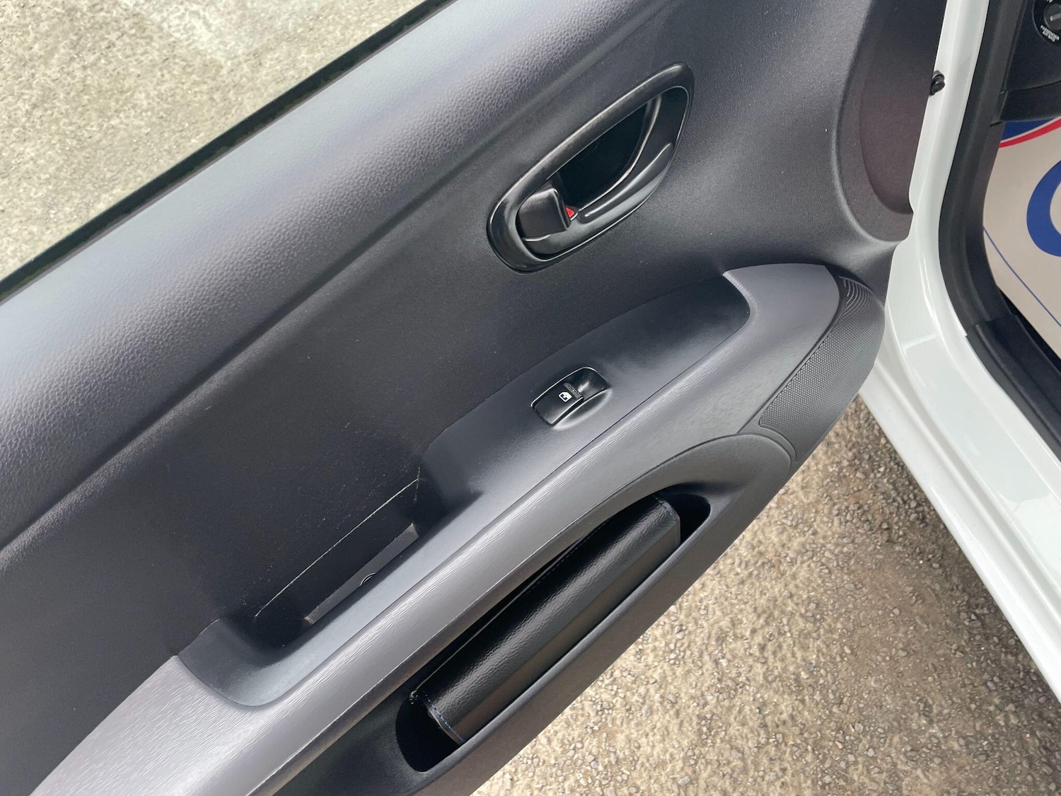 Used Hyundai i10 2013 for sale - 76188490: Photo 28
