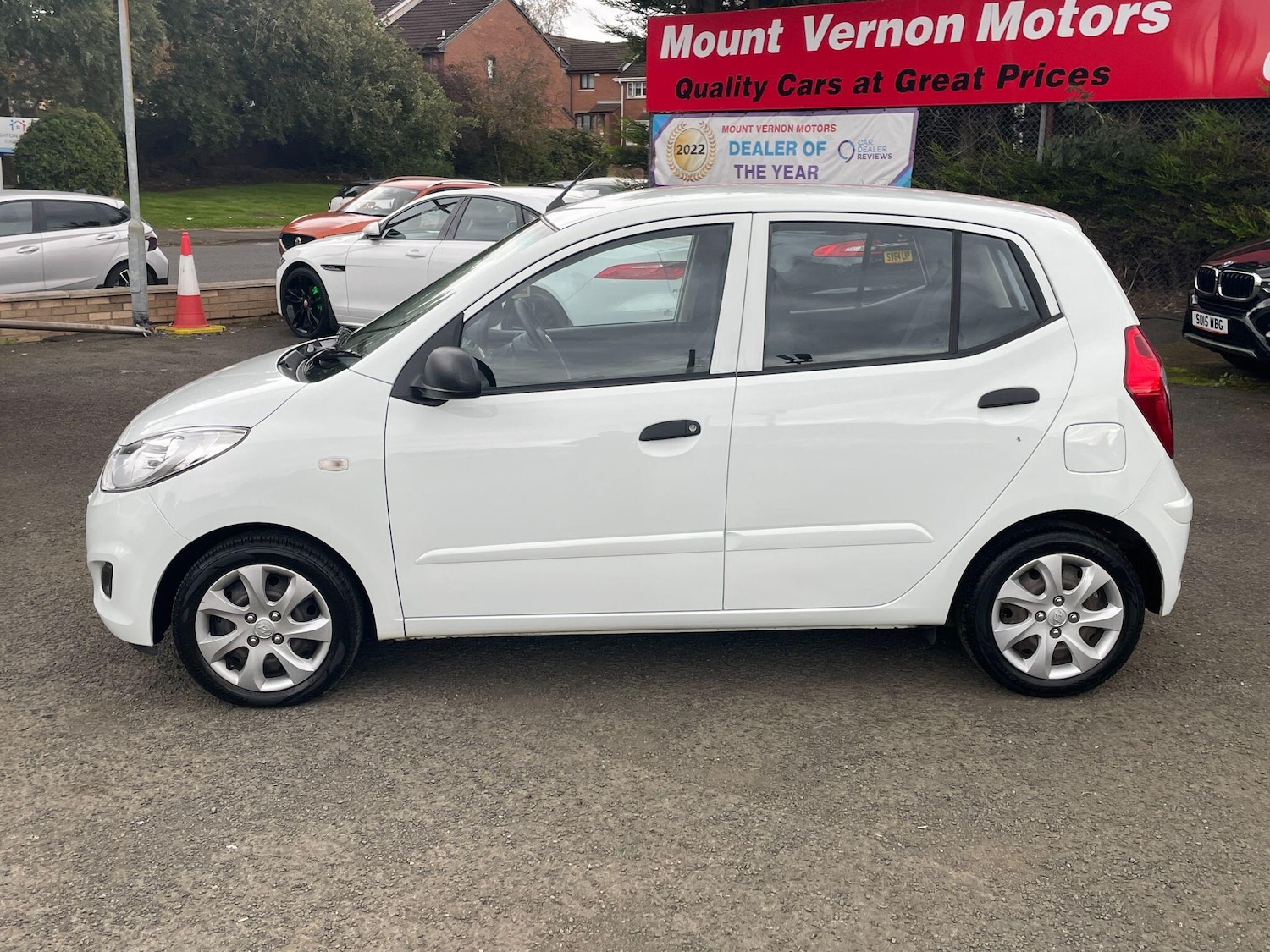 Used Hyundai i10 2013 for sale - 76188490: Photo 8