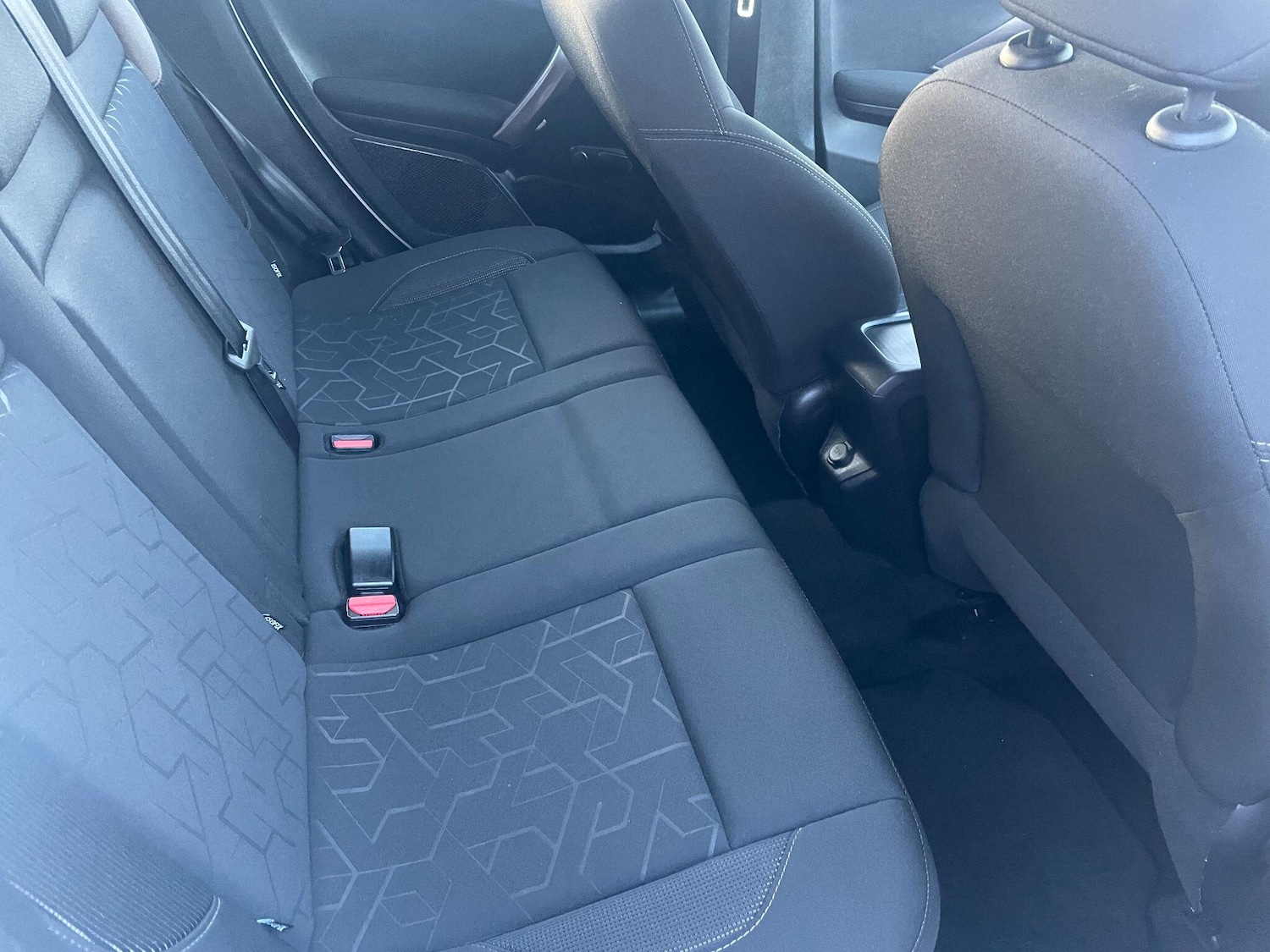 Used Peugeot 2008 2015 for sale - 77131853: Photo 17