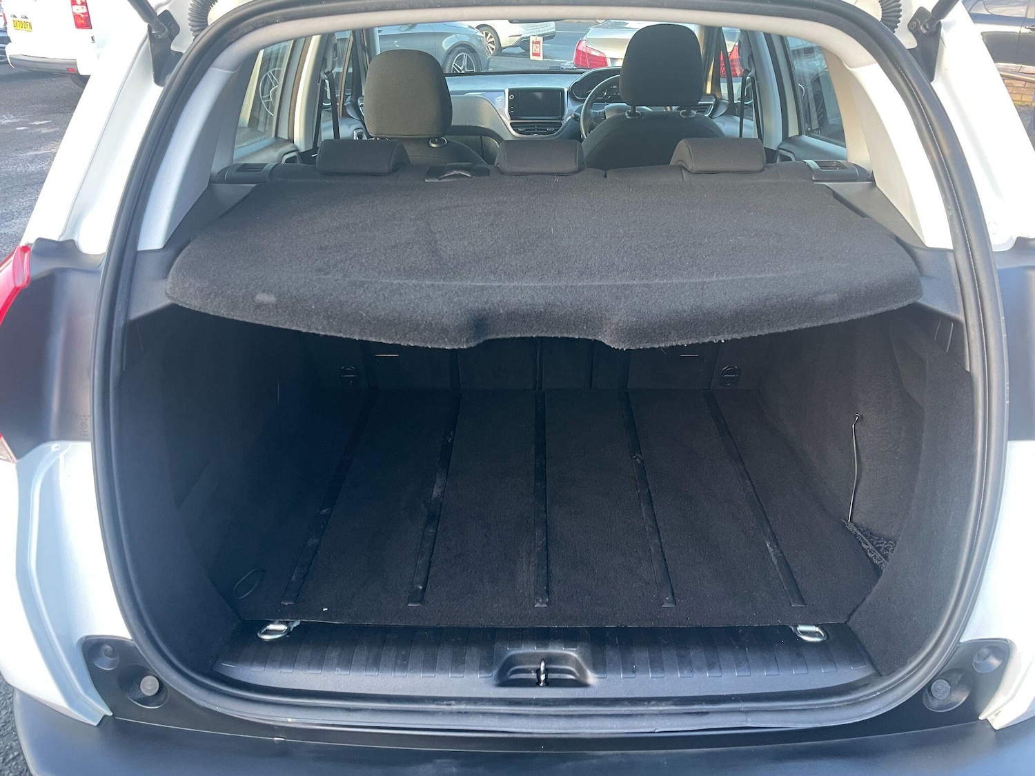 Used Peugeot 2008 2015 for sale - 77131853: Photo 19