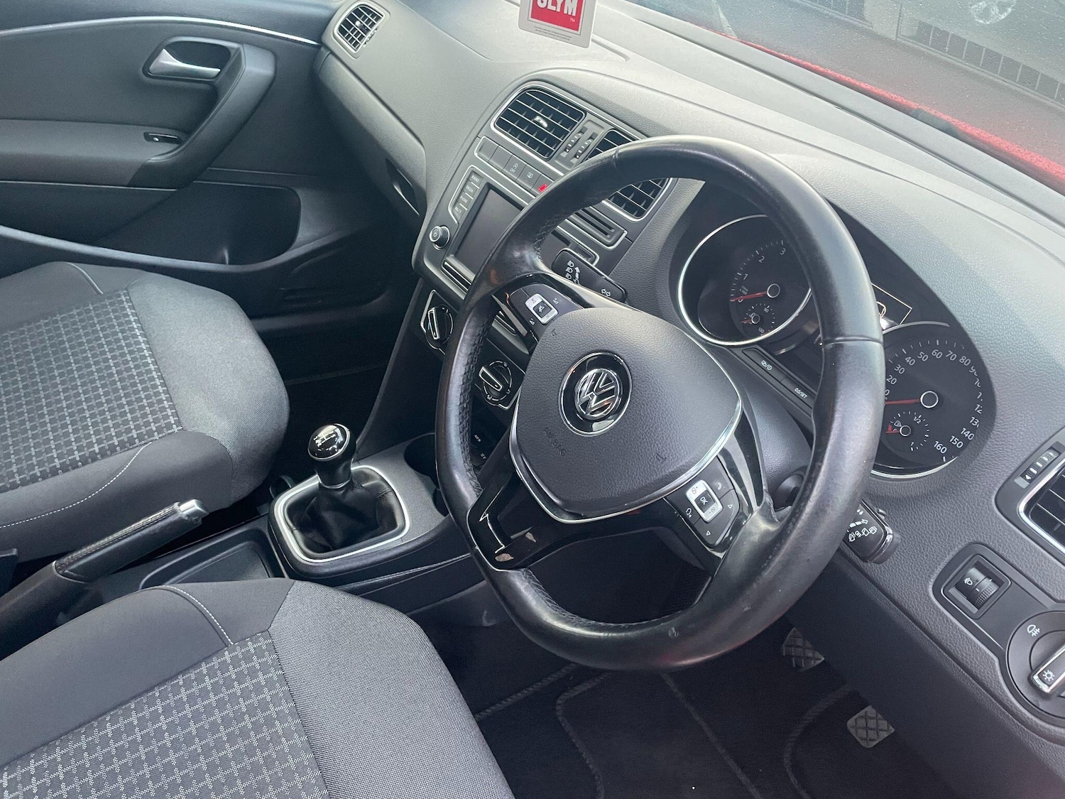 Used Volkswagen Polo 2015 for sale - 76671430: Photo 15