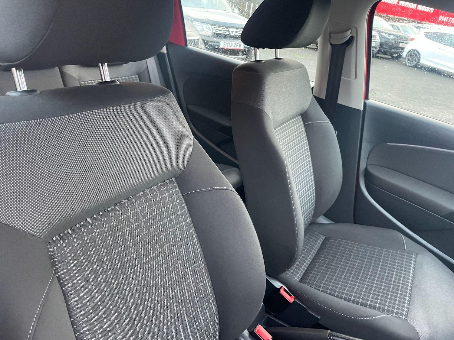 Used Volkswagen Polo 2015 for sale - 76671430: Photo 17