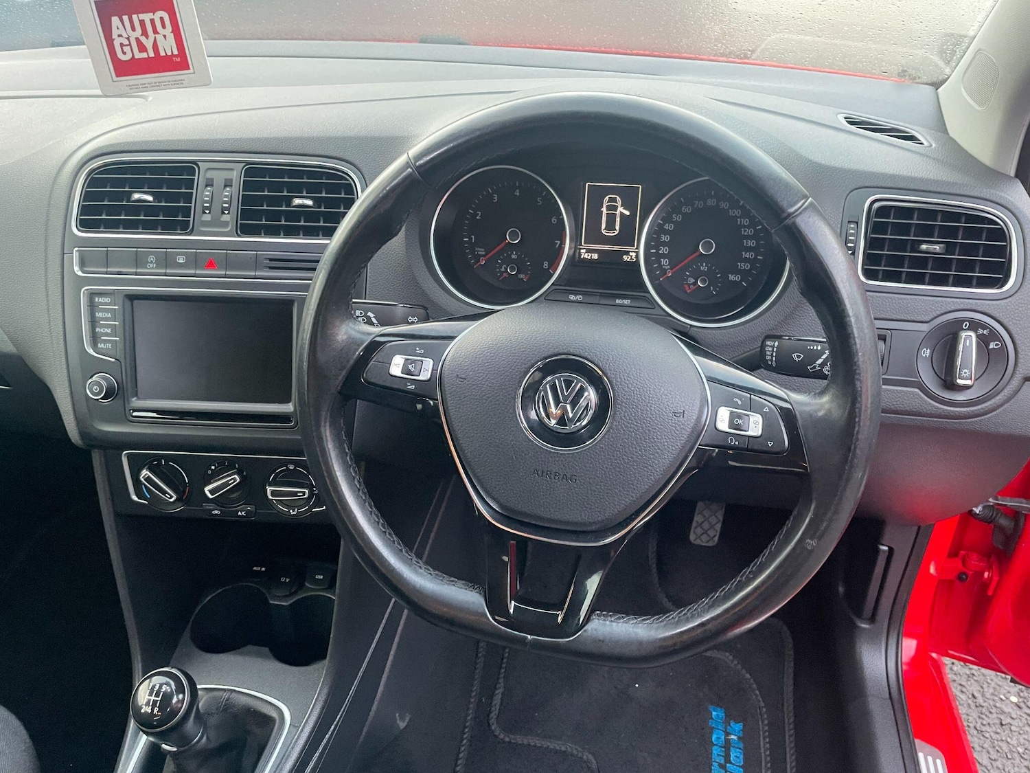 Used Volkswagen Polo 2015 for sale - 76671430: Photo 19