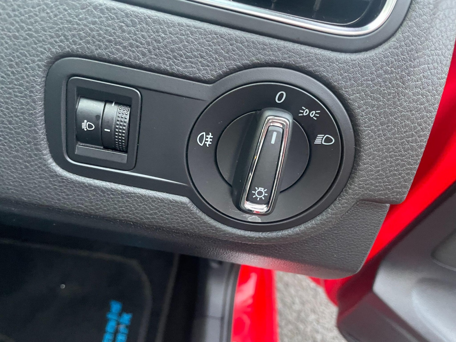 Used Volkswagen Polo 2015 for sale - 76671430: Photo 21