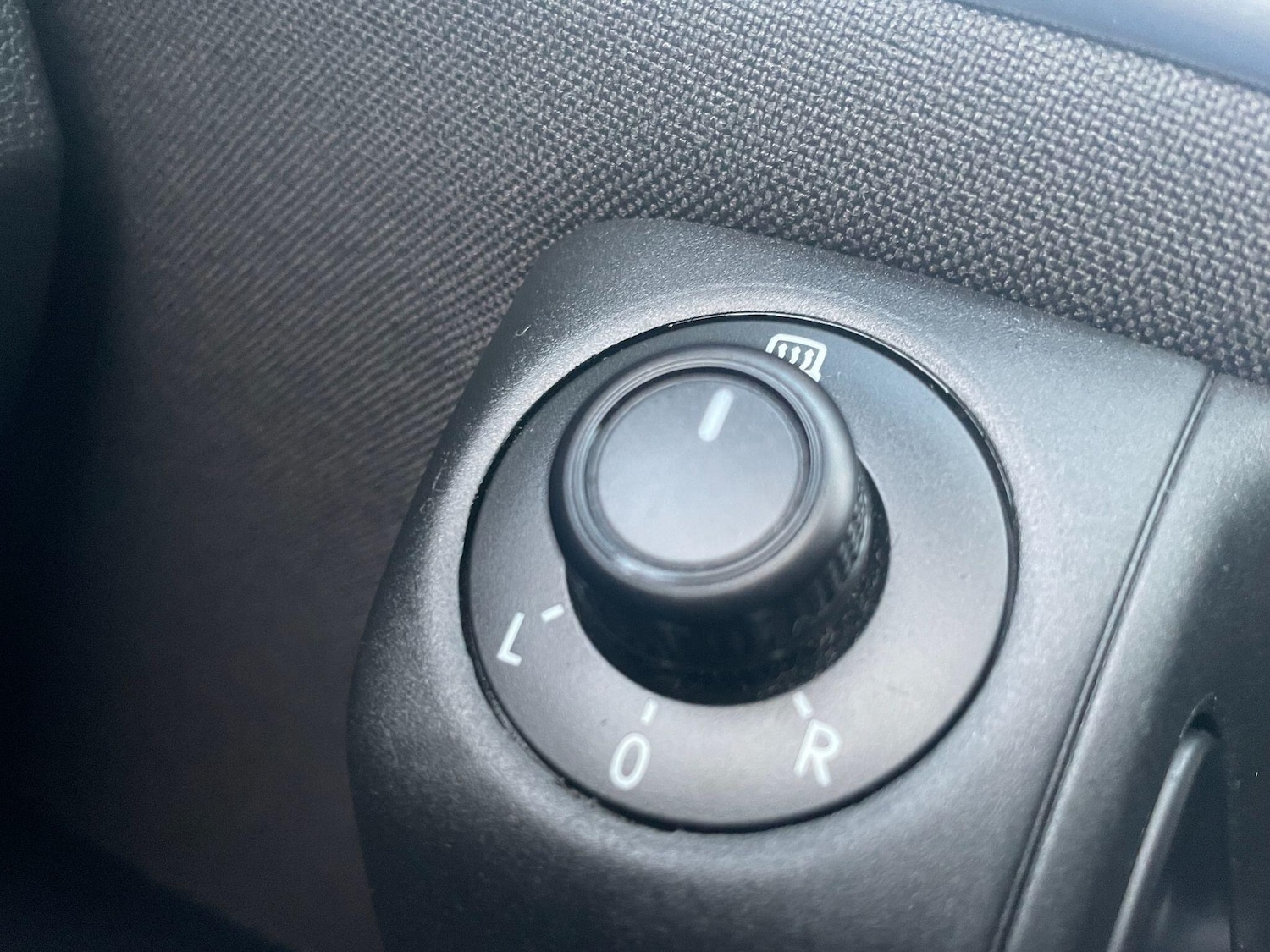 Used Volkswagen Polo 2015 for sale - 76671430: Photo 30