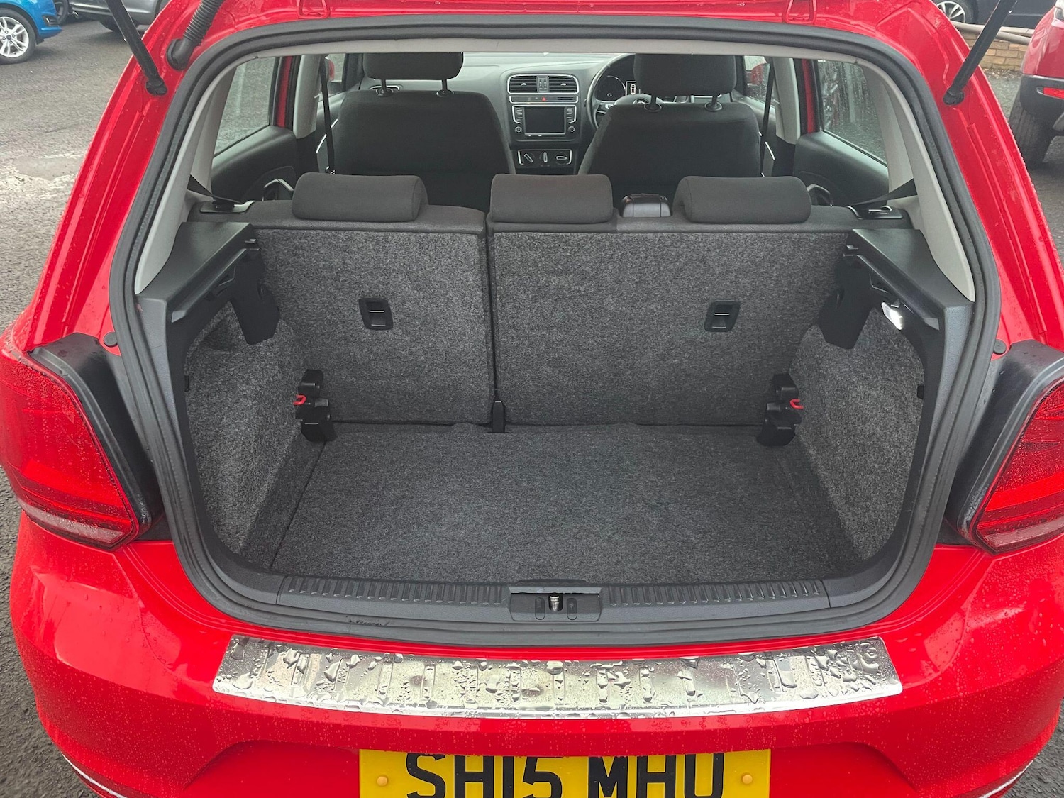 Used Volkswagen Polo 2015 for sale - 76671430: Photo 31