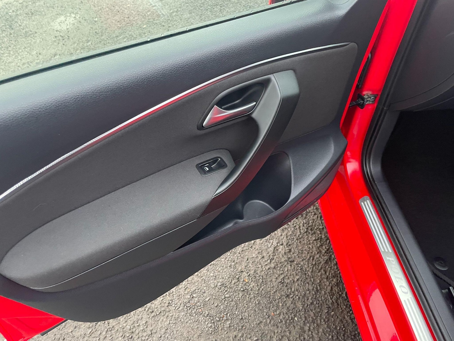 Used Volkswagen Polo 2015 for sale - 76671430: Photo 34