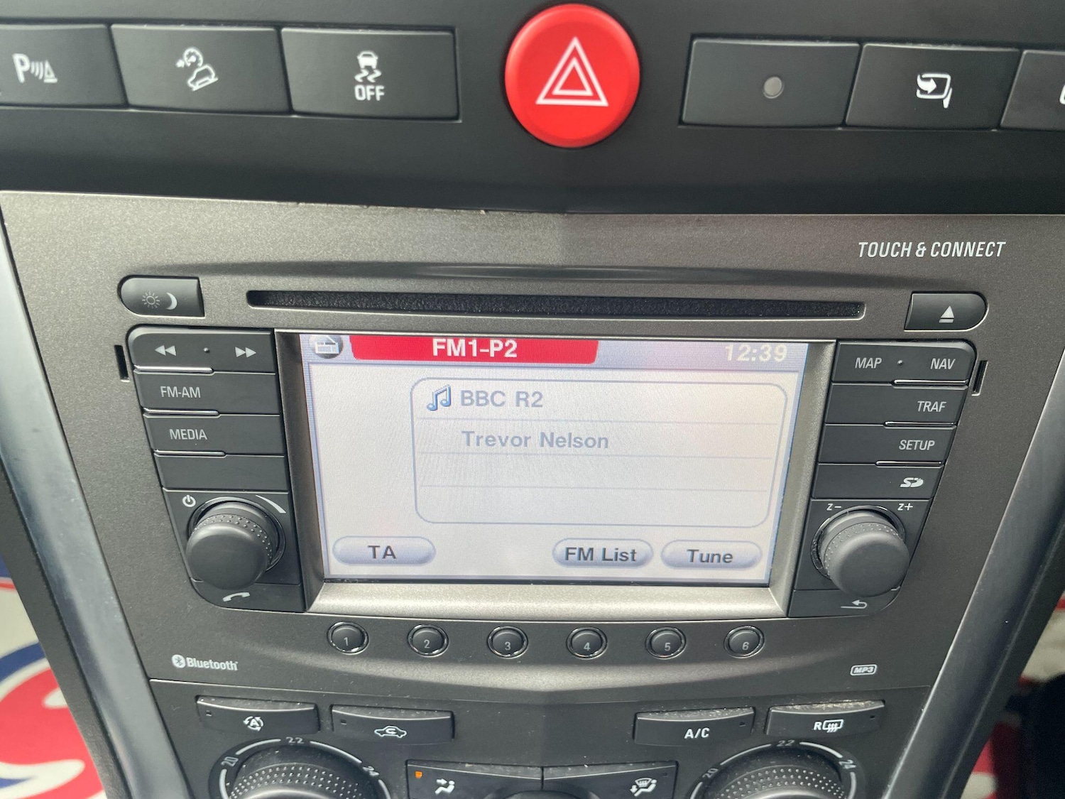 Used Vauxhall Antara 2015 for sale - 76136803: Photo 25