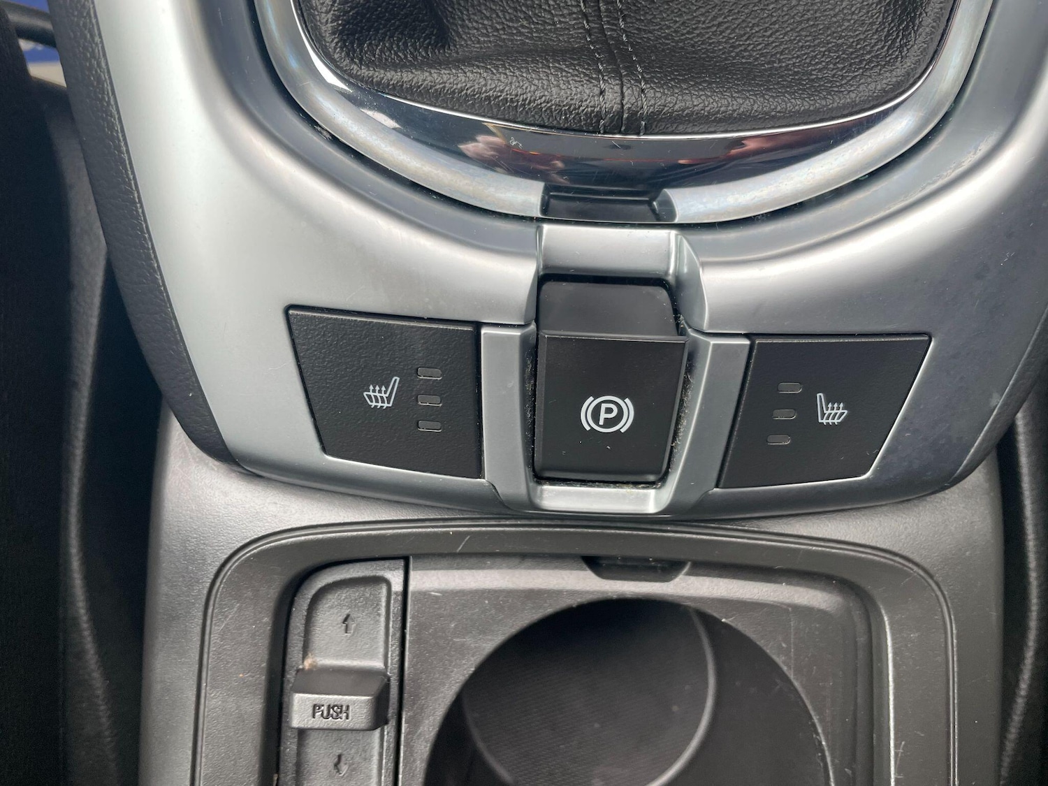 Used Vauxhall Antara 2015 for sale - 76136803: Photo 28