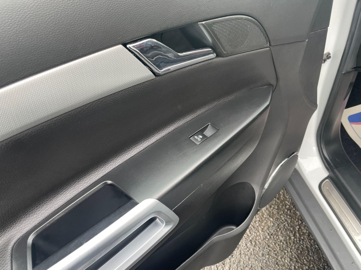 Used Vauxhall Antara 2015 for sale - 76136803: Photo 33