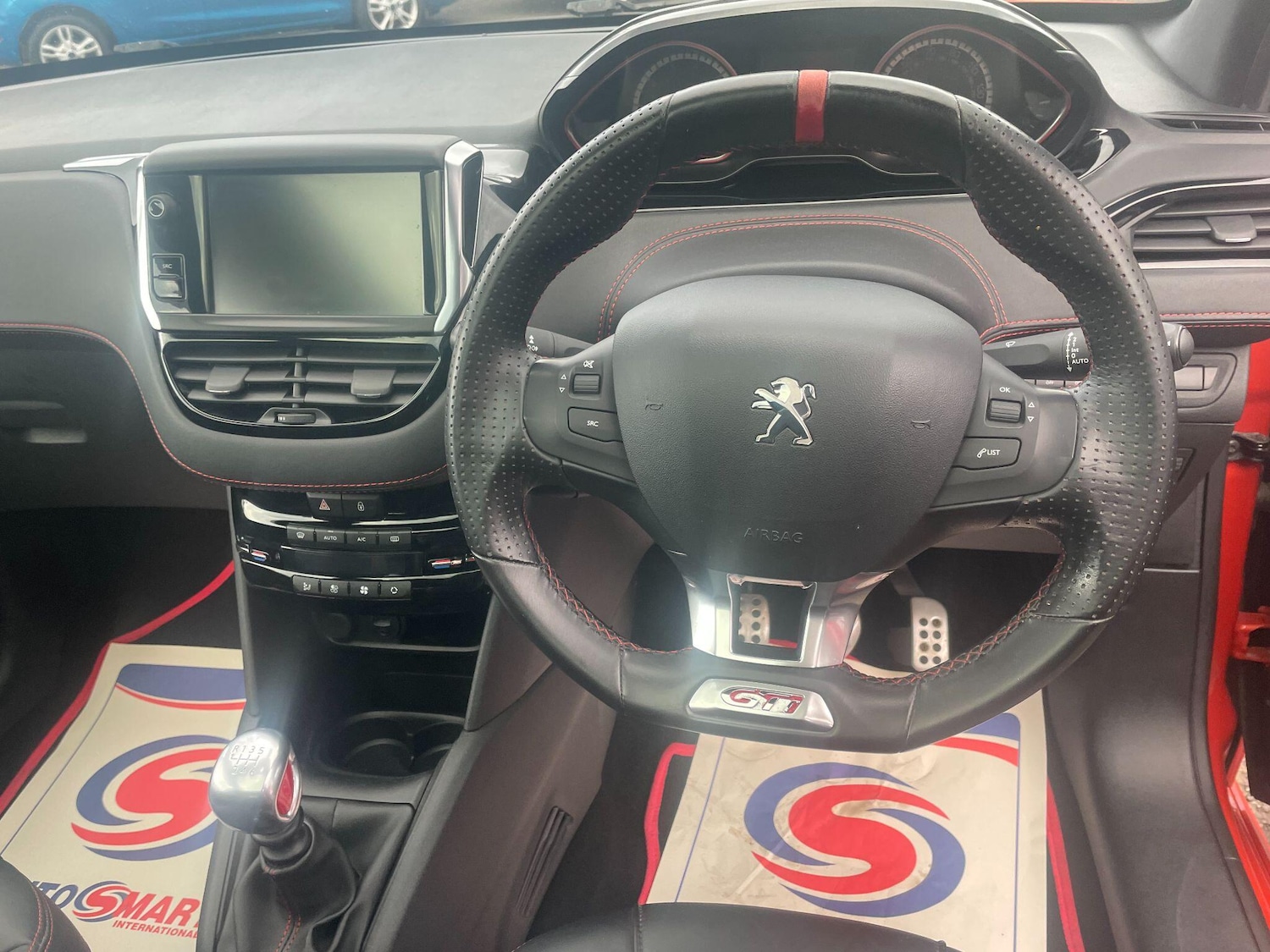 Used Peugeot 208 2016 for sale - 76743211: Photo 17