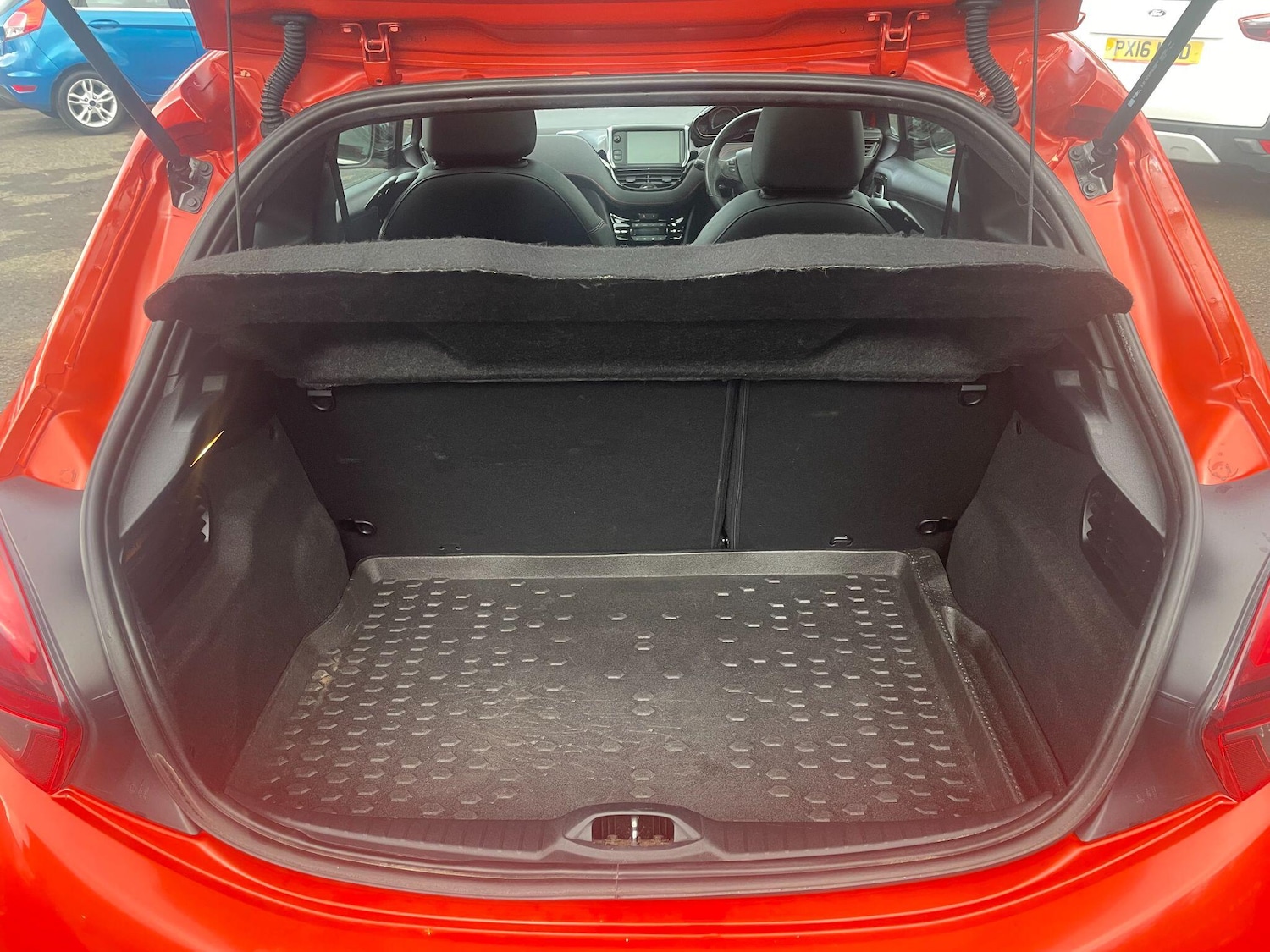 Used Peugeot 208 2016 for sale - 76743211: Photo 20