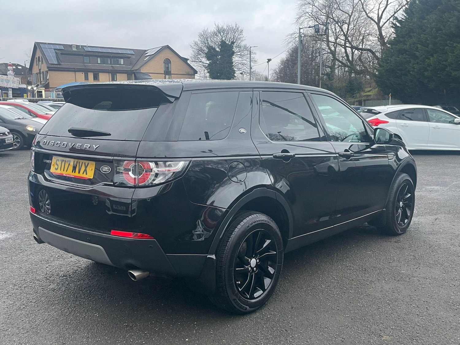 Used Land Rover Discovery Sport 2017 for sale - 77304897: Photo 11