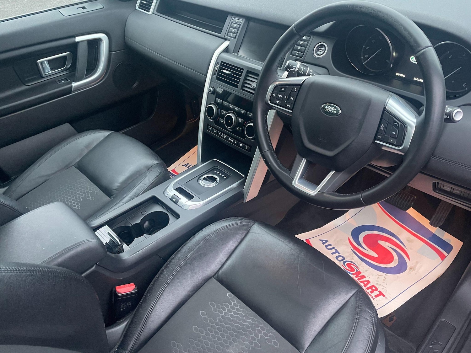 Used Land Rover Discovery Sport 2017 for sale - 77304897: Photo 16