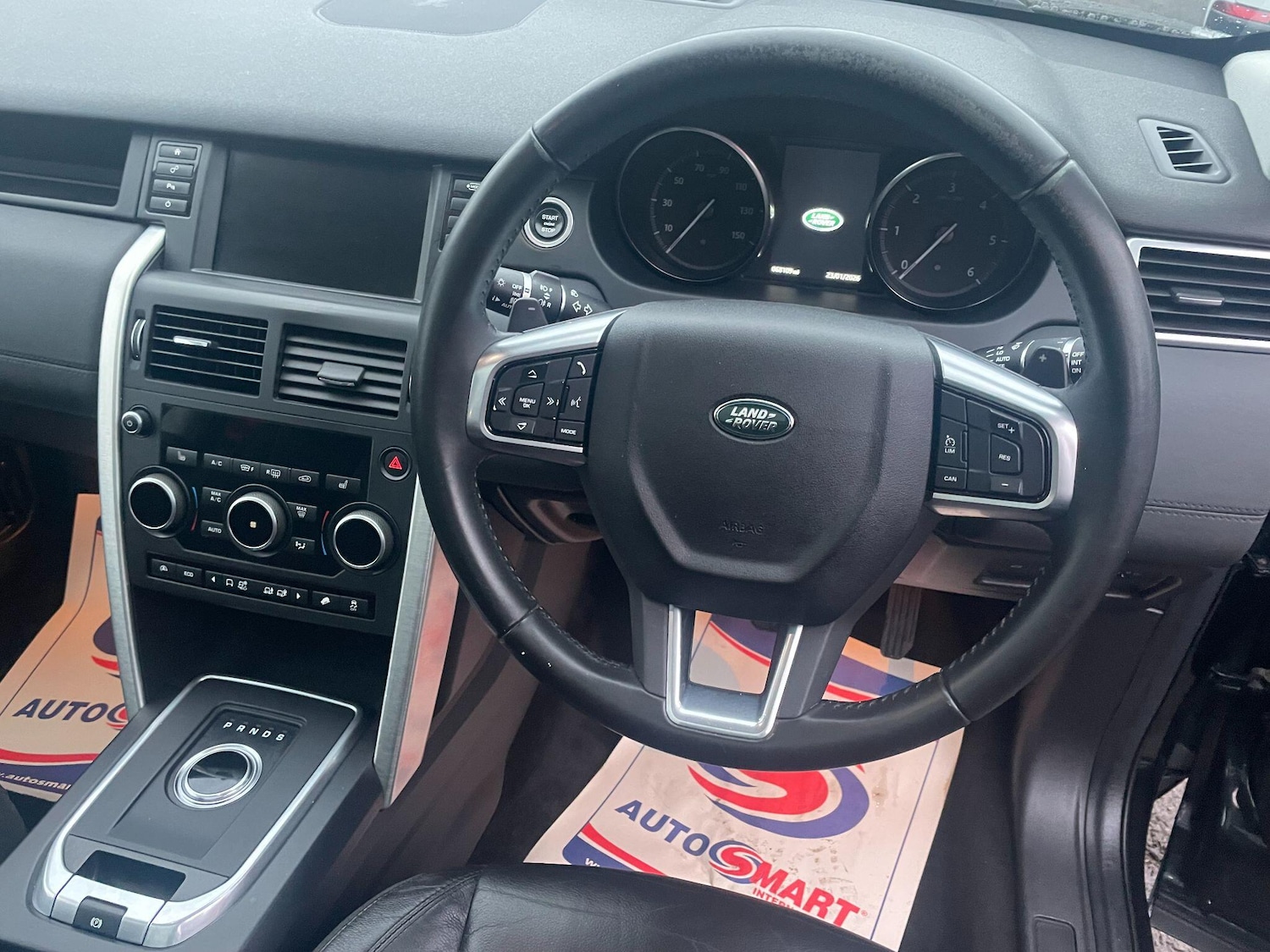 Used Land Rover Discovery Sport 2017 for sale - 77304897: Photo 17