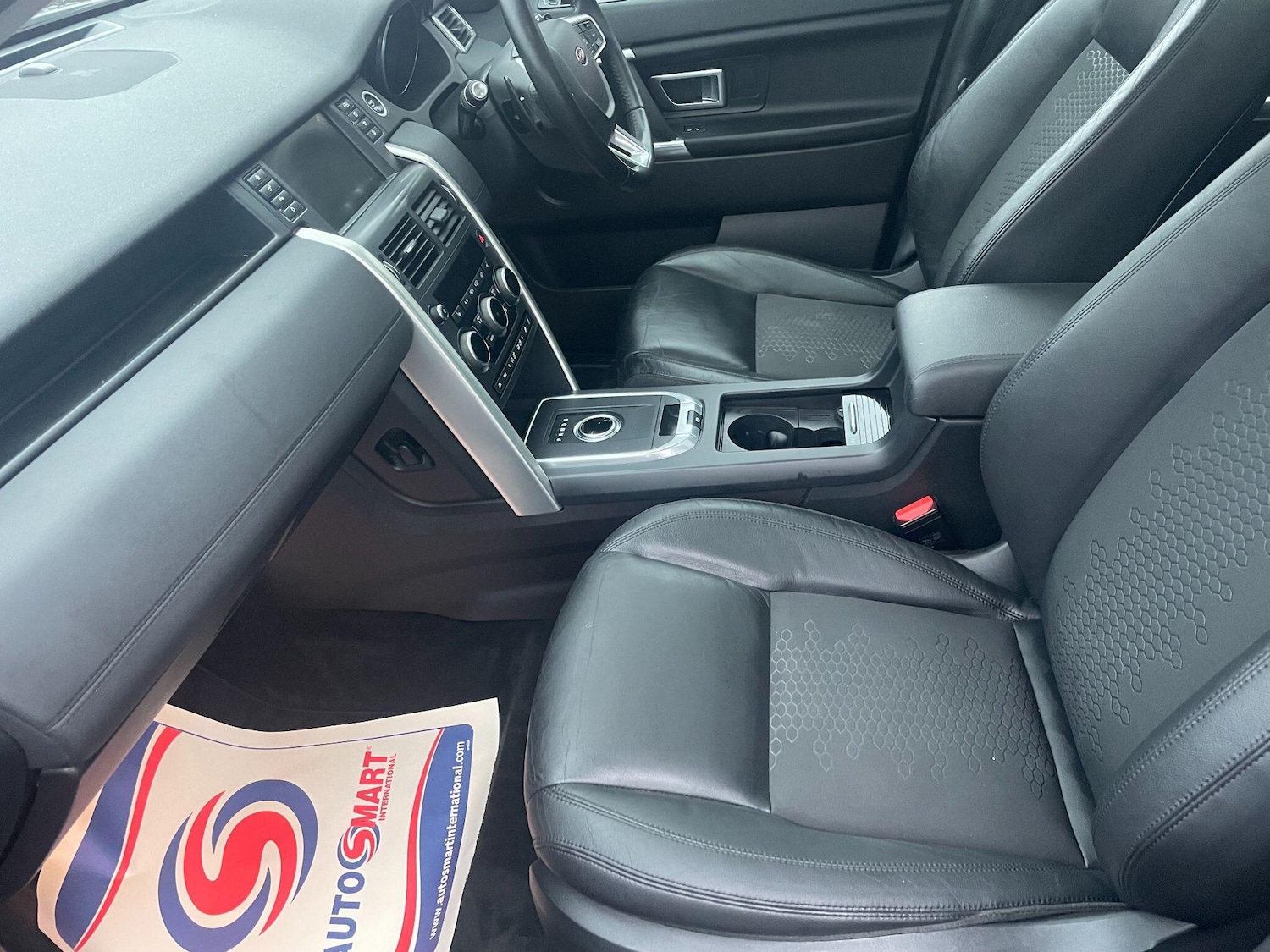 Used Land Rover Discovery Sport 2017 for sale - 77304897: Photo 23