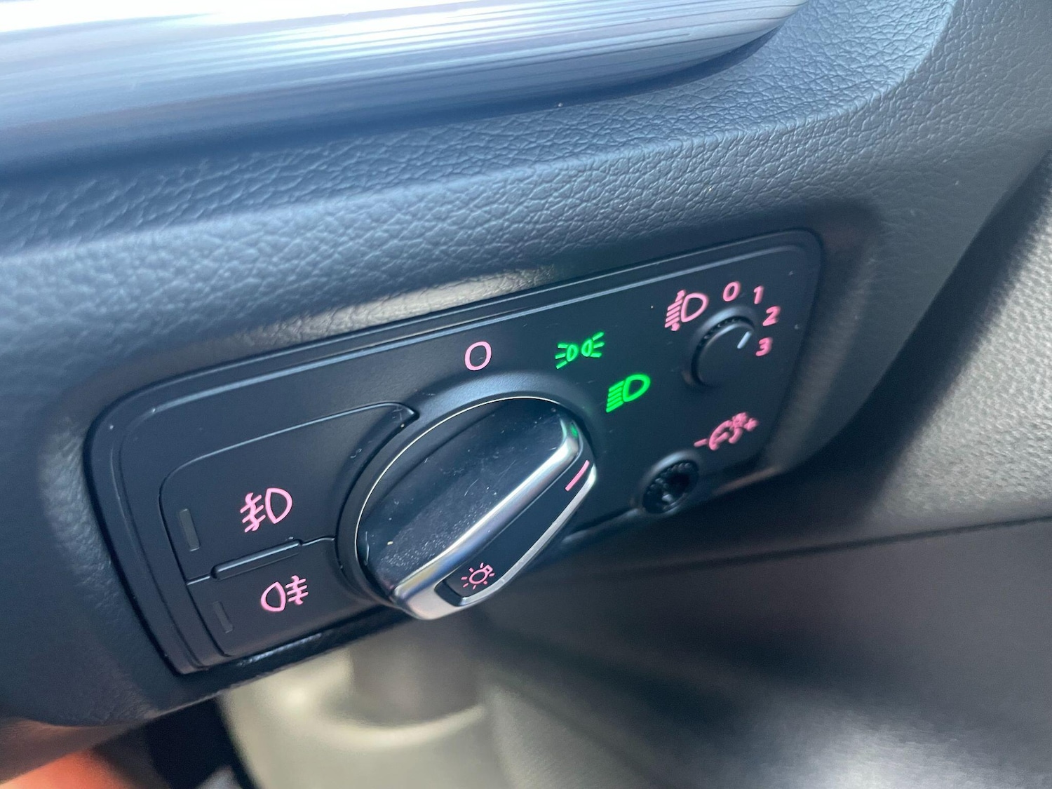 Used Audi A3 2014 for sale - 76989030: Photo 21